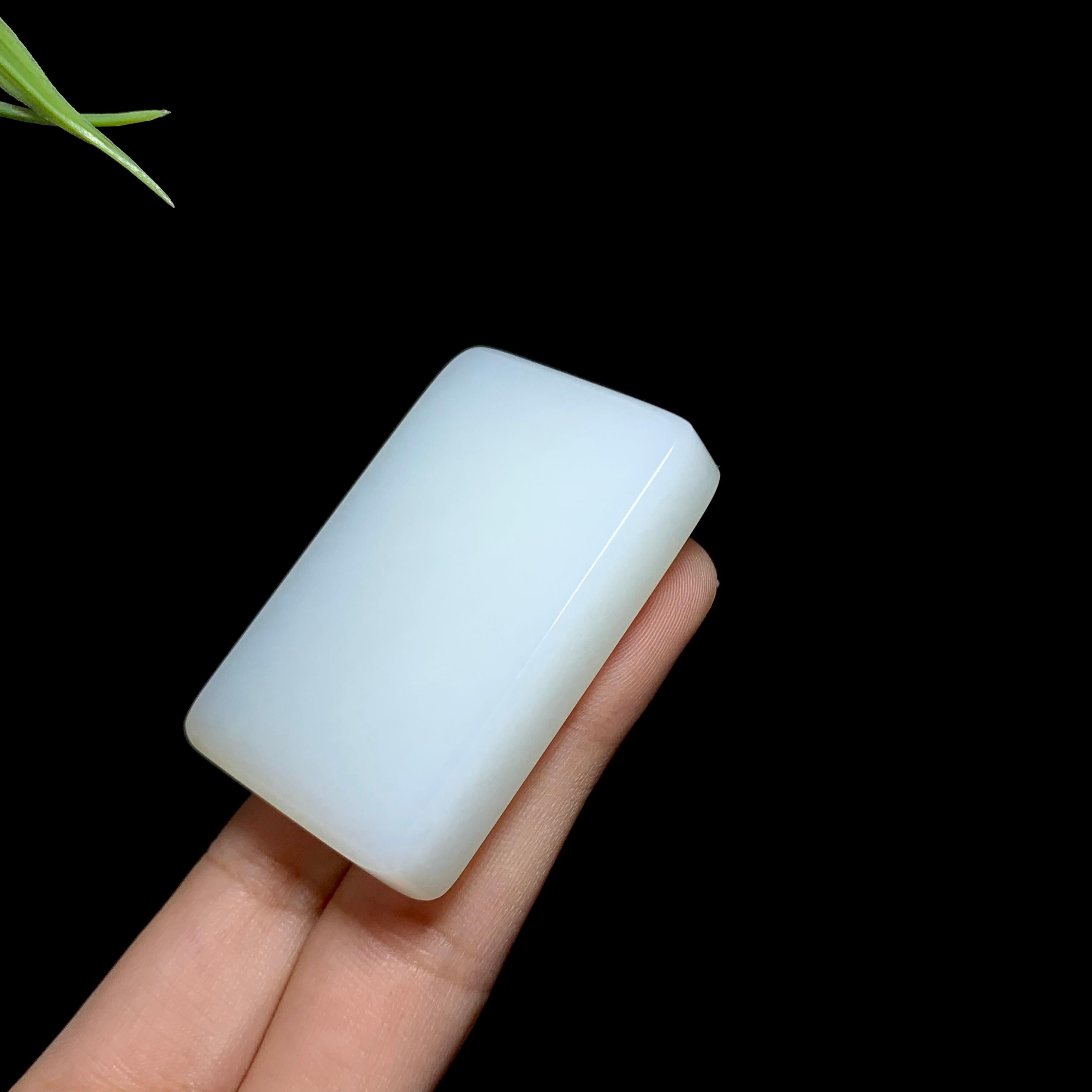 和田玉糖白玉无事牌（48.0g）