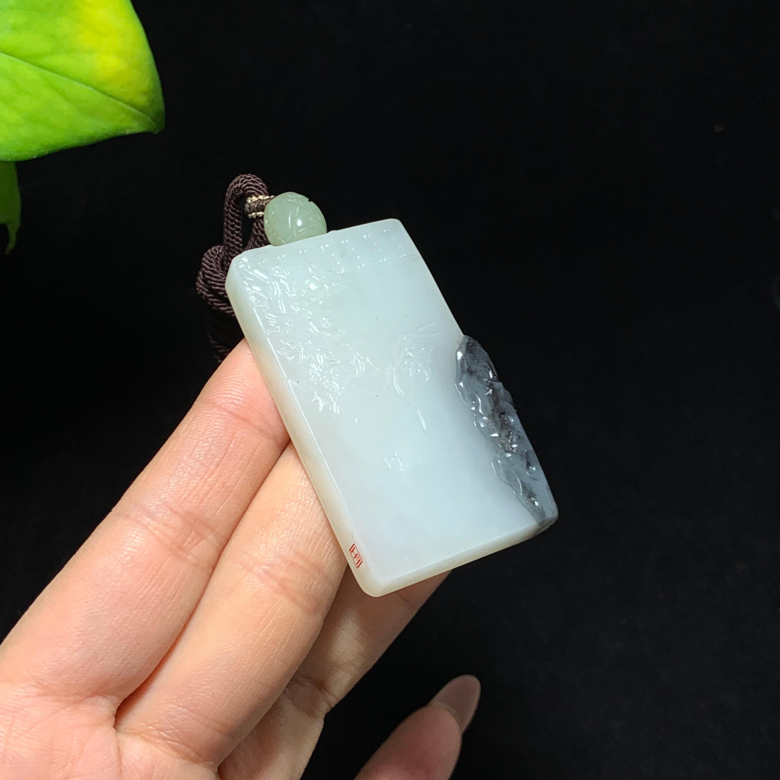 和田籽料《庭院春深·墨石生香》挂件（46.2g）