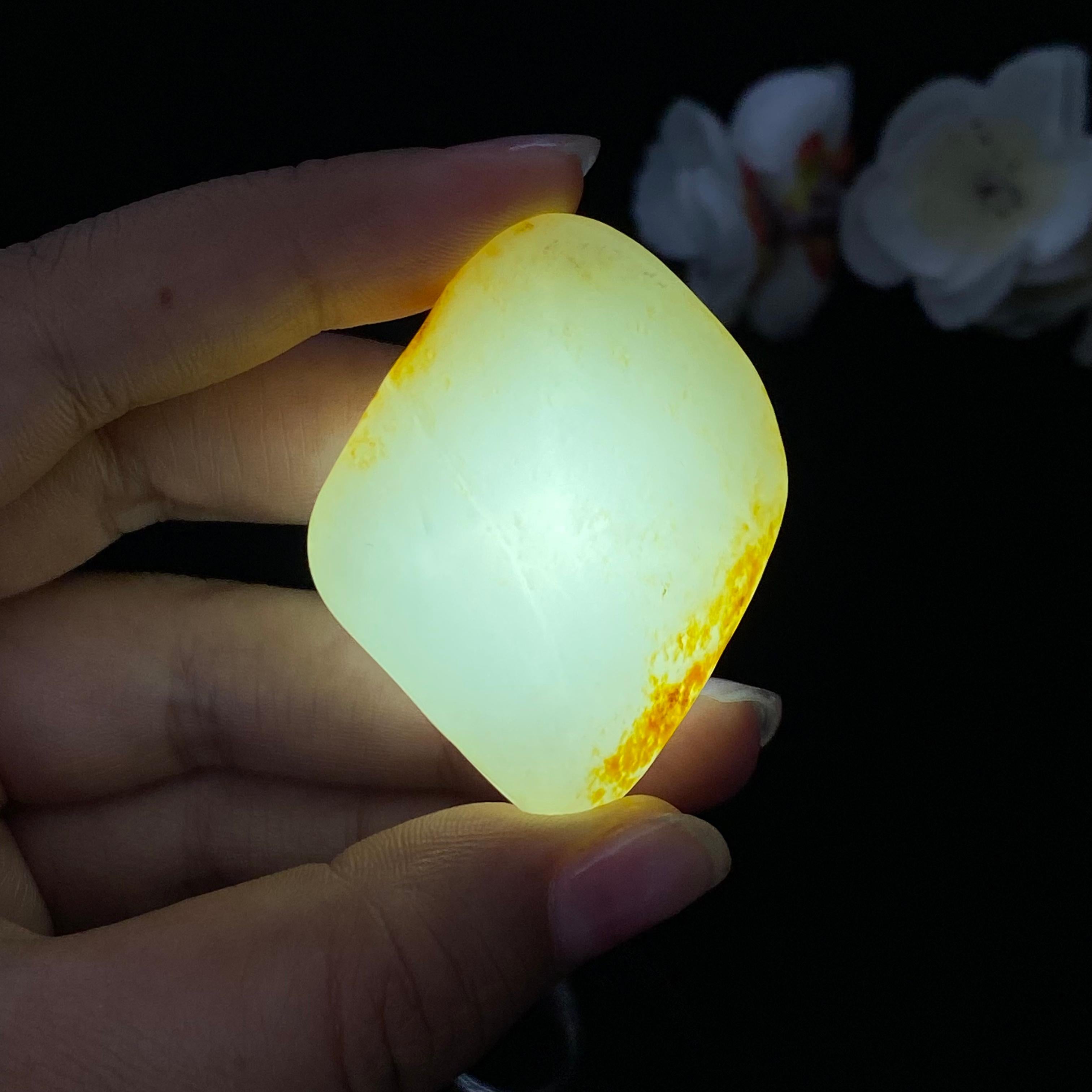 和田玉洒金皮籽料挂件（35g）