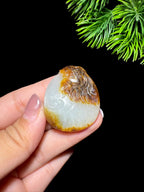 和田玉籽料连年有余（22.7g）