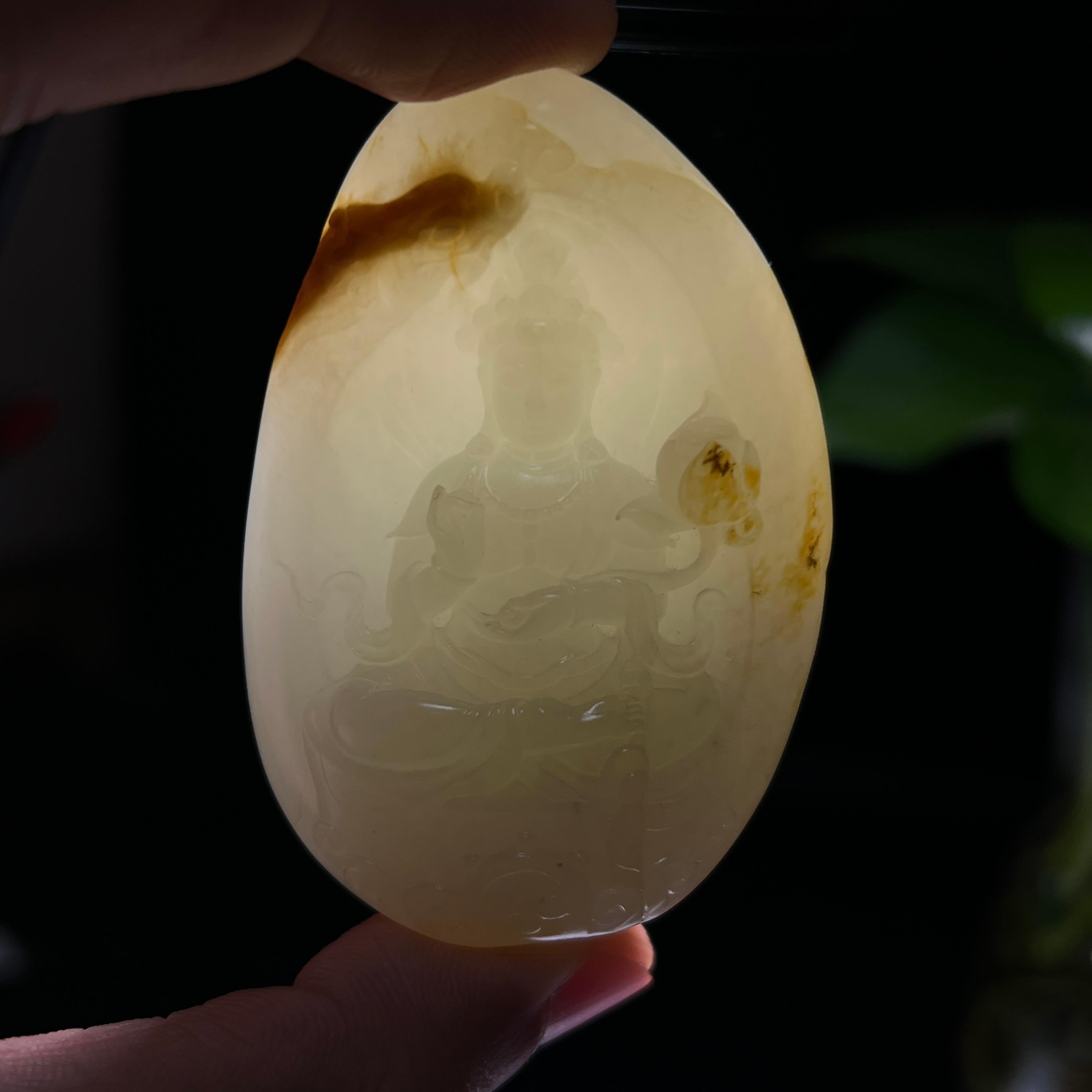 和田玉籽料独籽洒金皮观音挂件（88.0g）