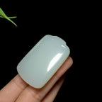 精品和田玉冰底晴水无事牌（42.3g）