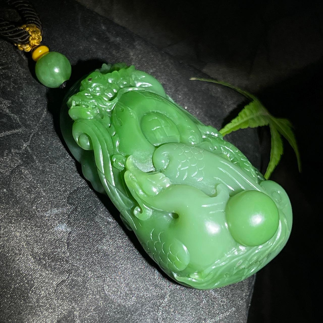 和田玉碧玉龙凤呈祥（143.0g）