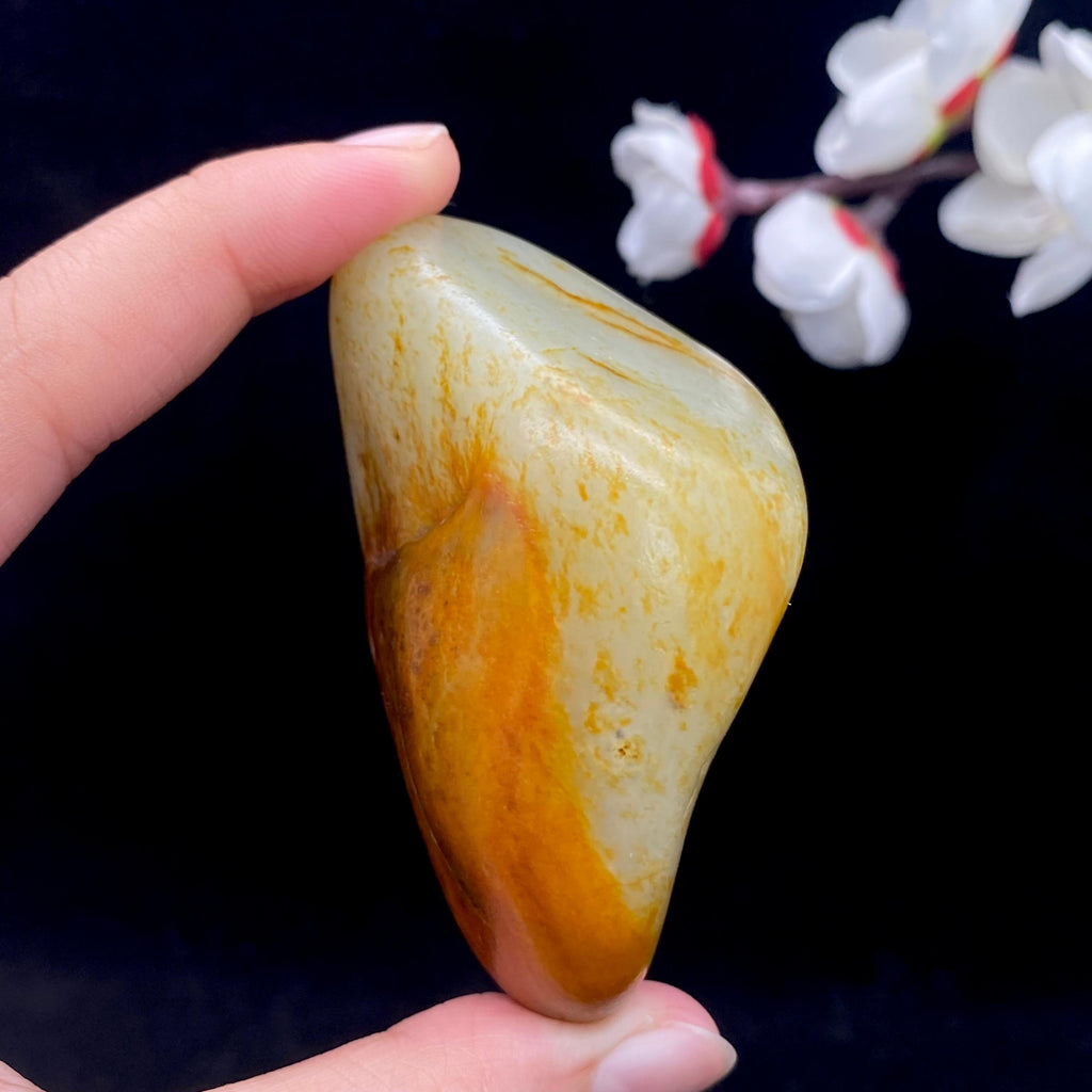 和田玉聚红皮籽料原石（129.6g）