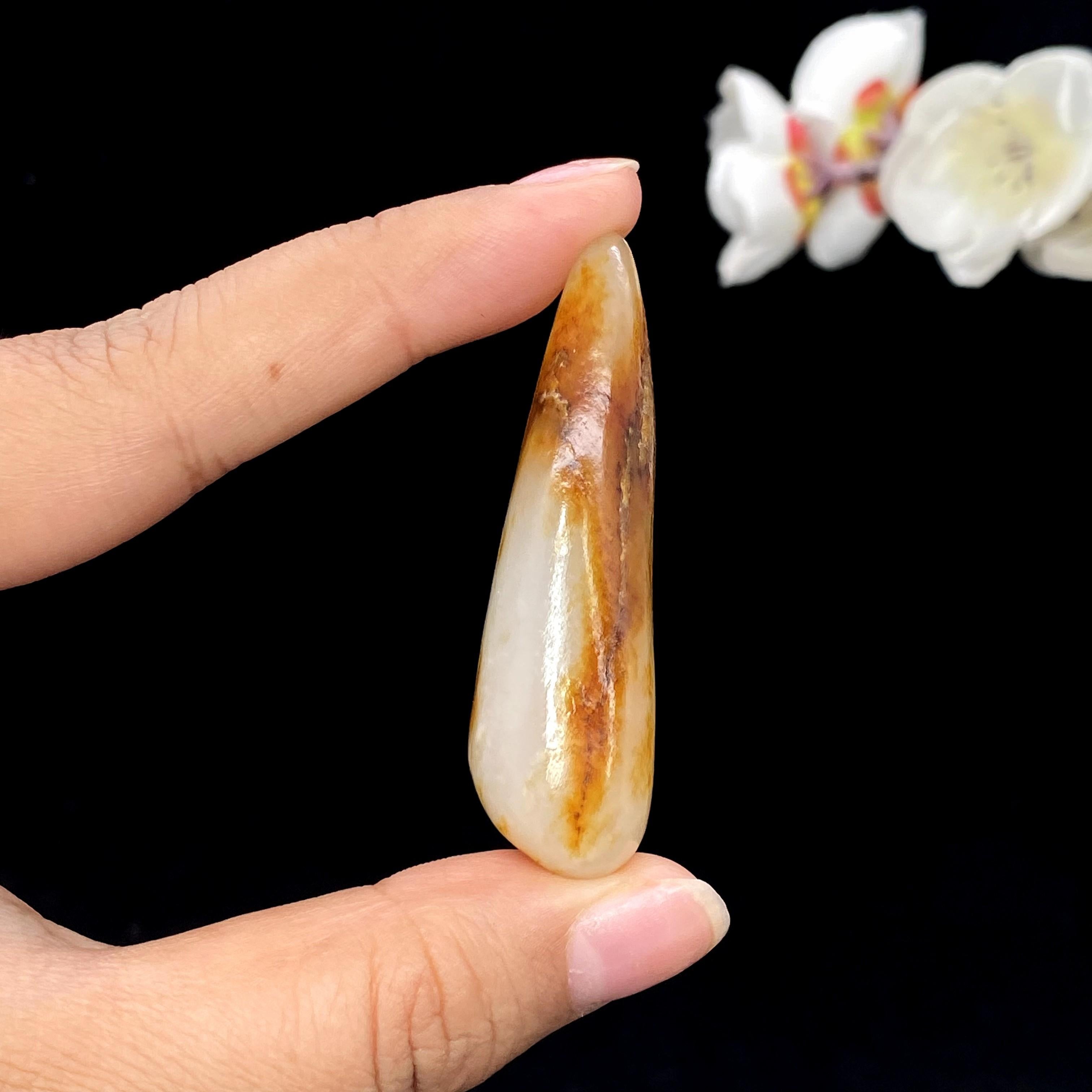 和田玉聚黄皮籽料挂件（39.6g）