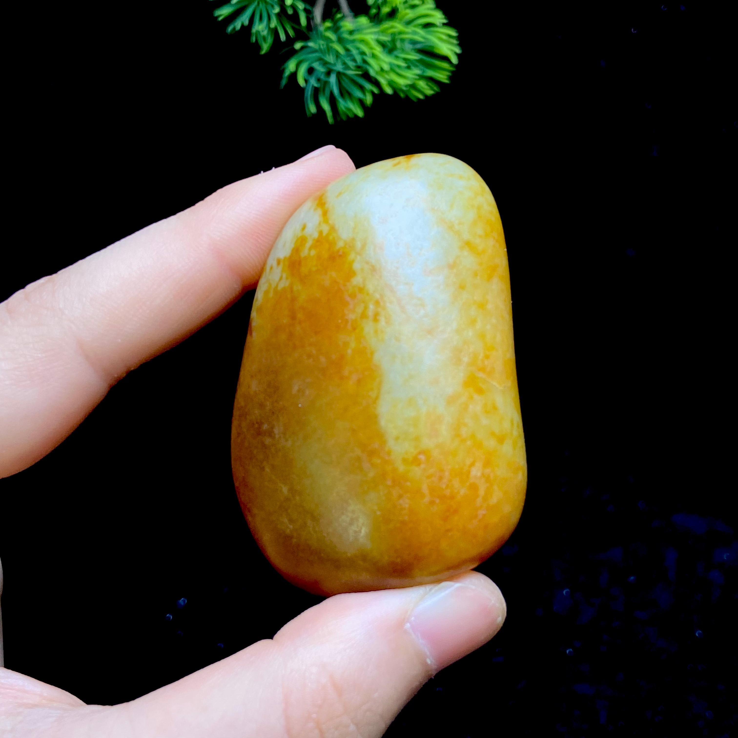 和田玉红沁皮籽料（85g）