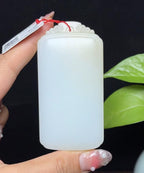 新疆和田玉且末糖羊脂玉平安无事牌（90.2g）