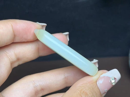 新疆和田玉且末糖羊脂玉平安无事牌（28.6g）