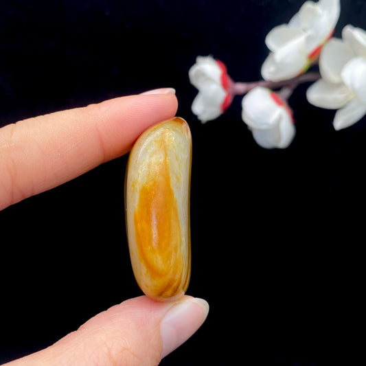 和田玉聚红皮籽料原石（31.2g）
