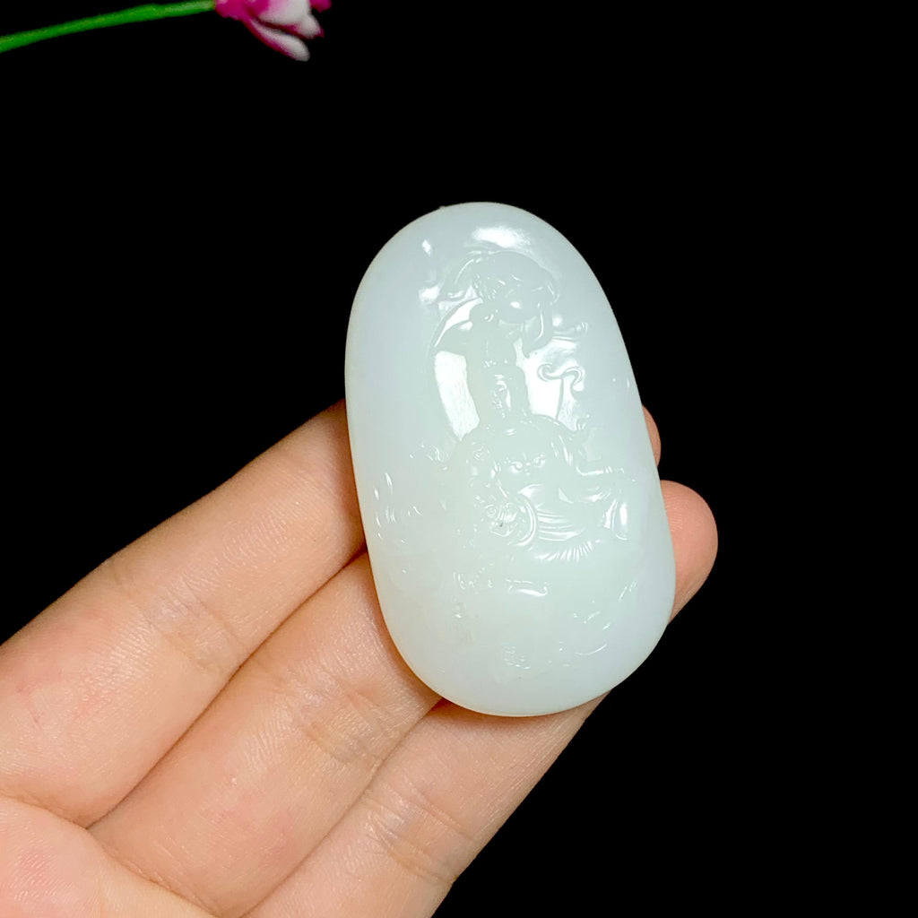 和田山料白玉御龙观音（35.3g）