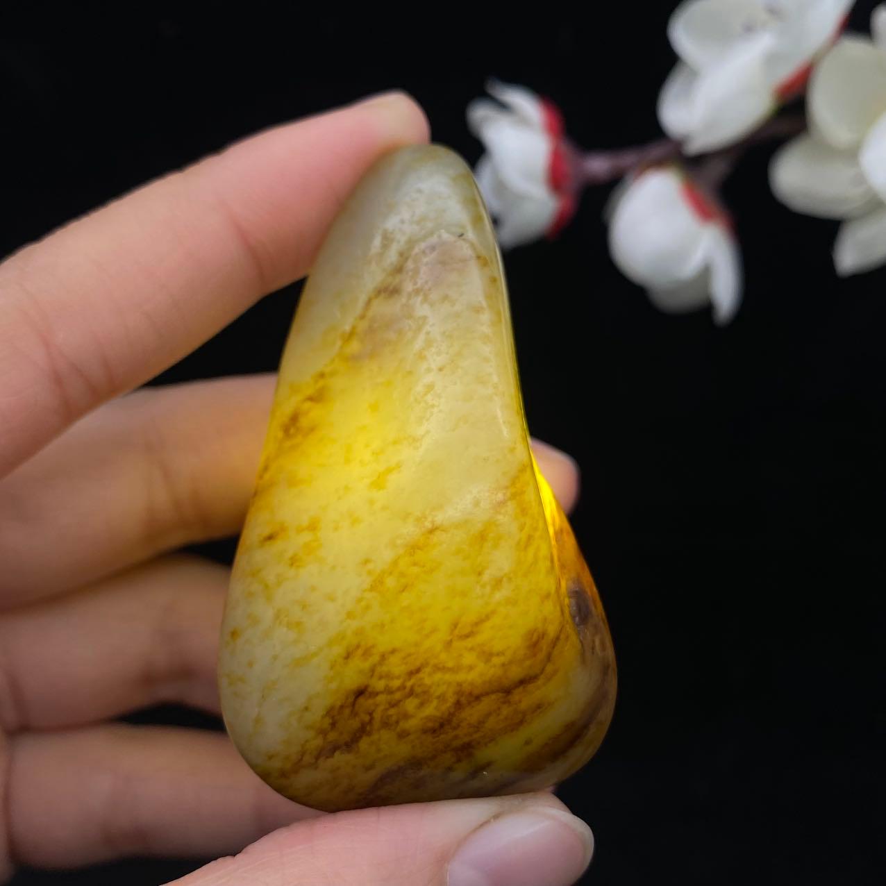 【超值推荐】和田玉洒金皮籽料大挂件（55.4g）