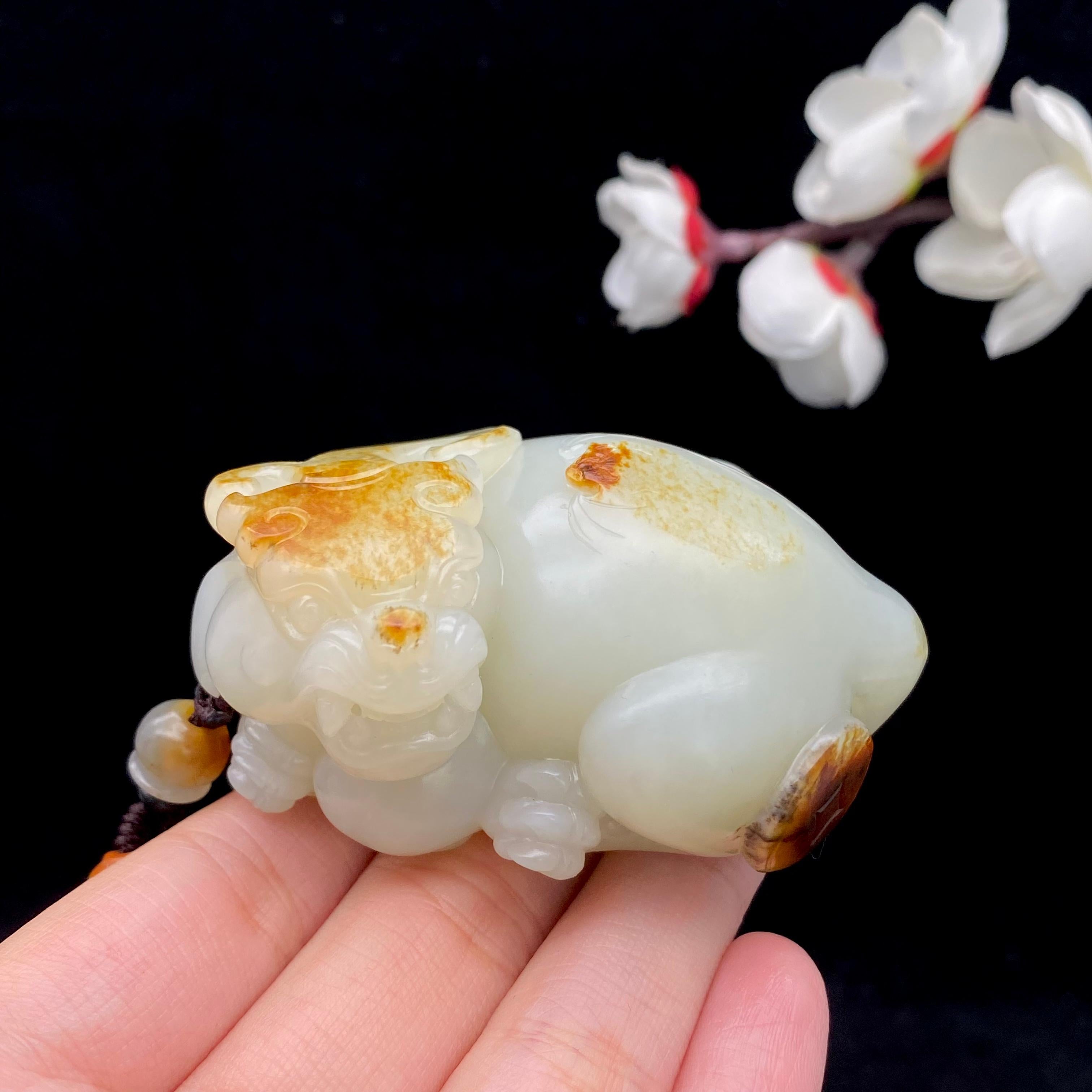 和田玉籽料【回头貔貅】（144.3g）