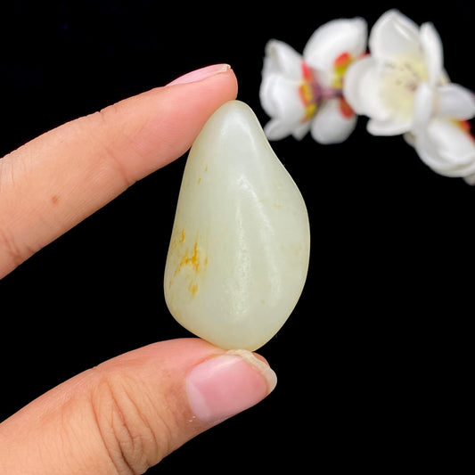 和田玉洒金皮籽料挂件（24.2g）
