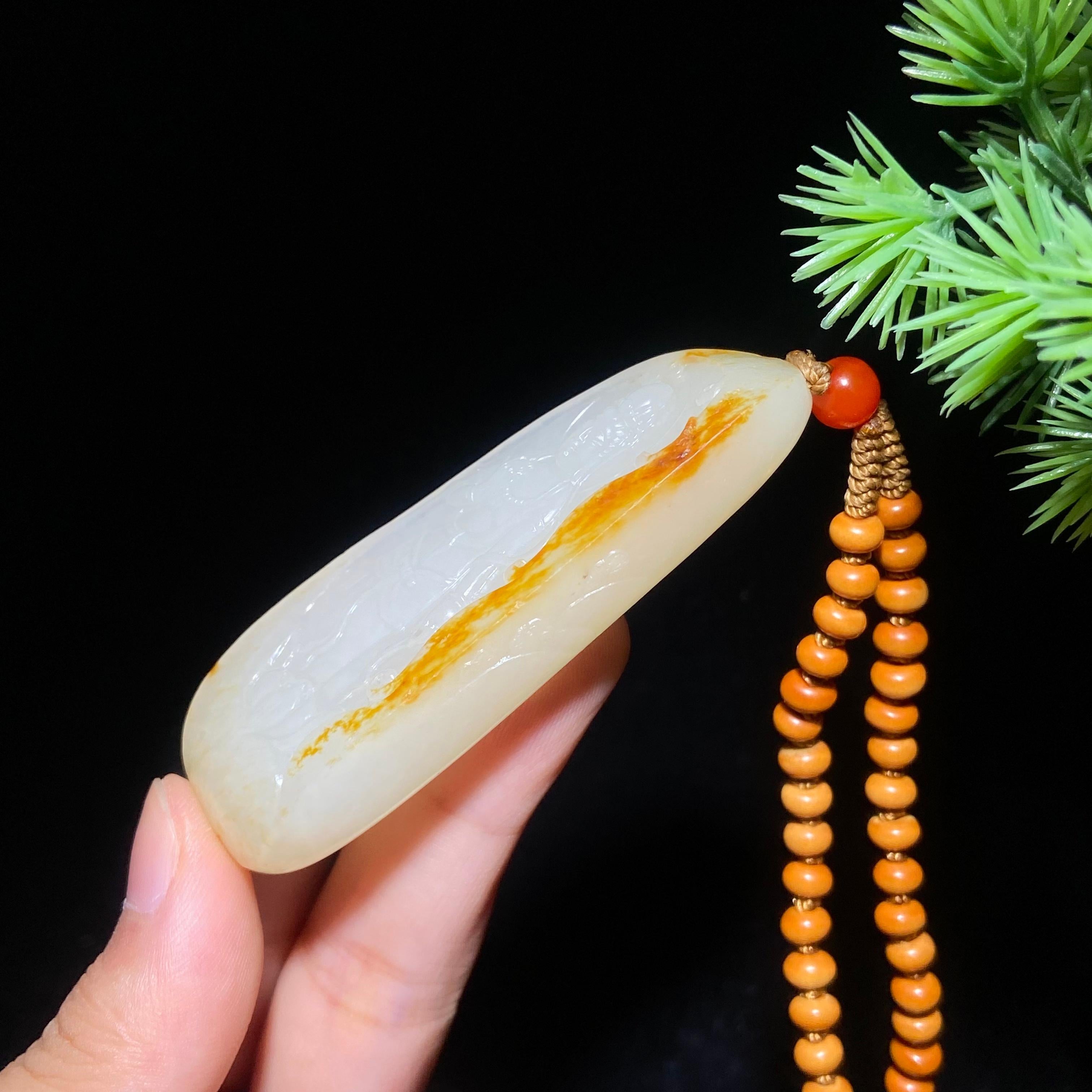 和田玉籽料观音（37.9g）