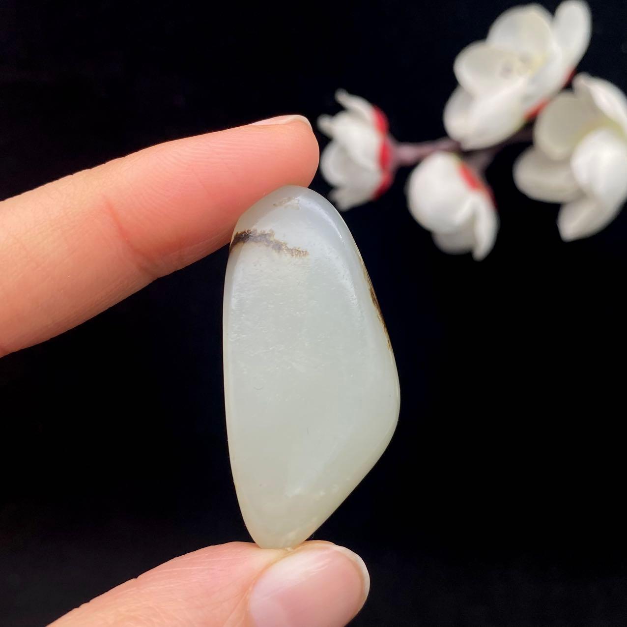 和田玉秋梨皮籽料（15.7g）