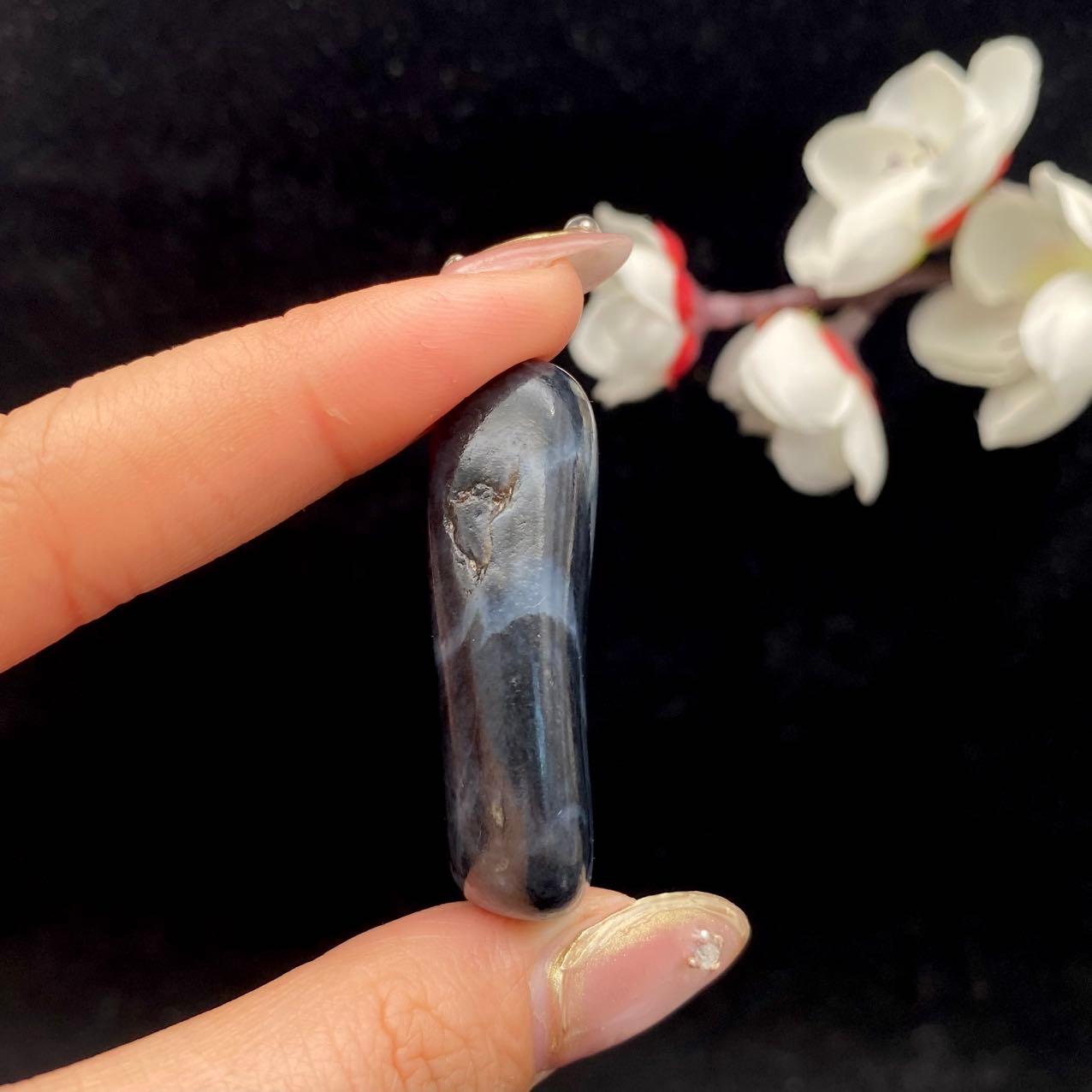 和田玉青花籽料原石（21g）