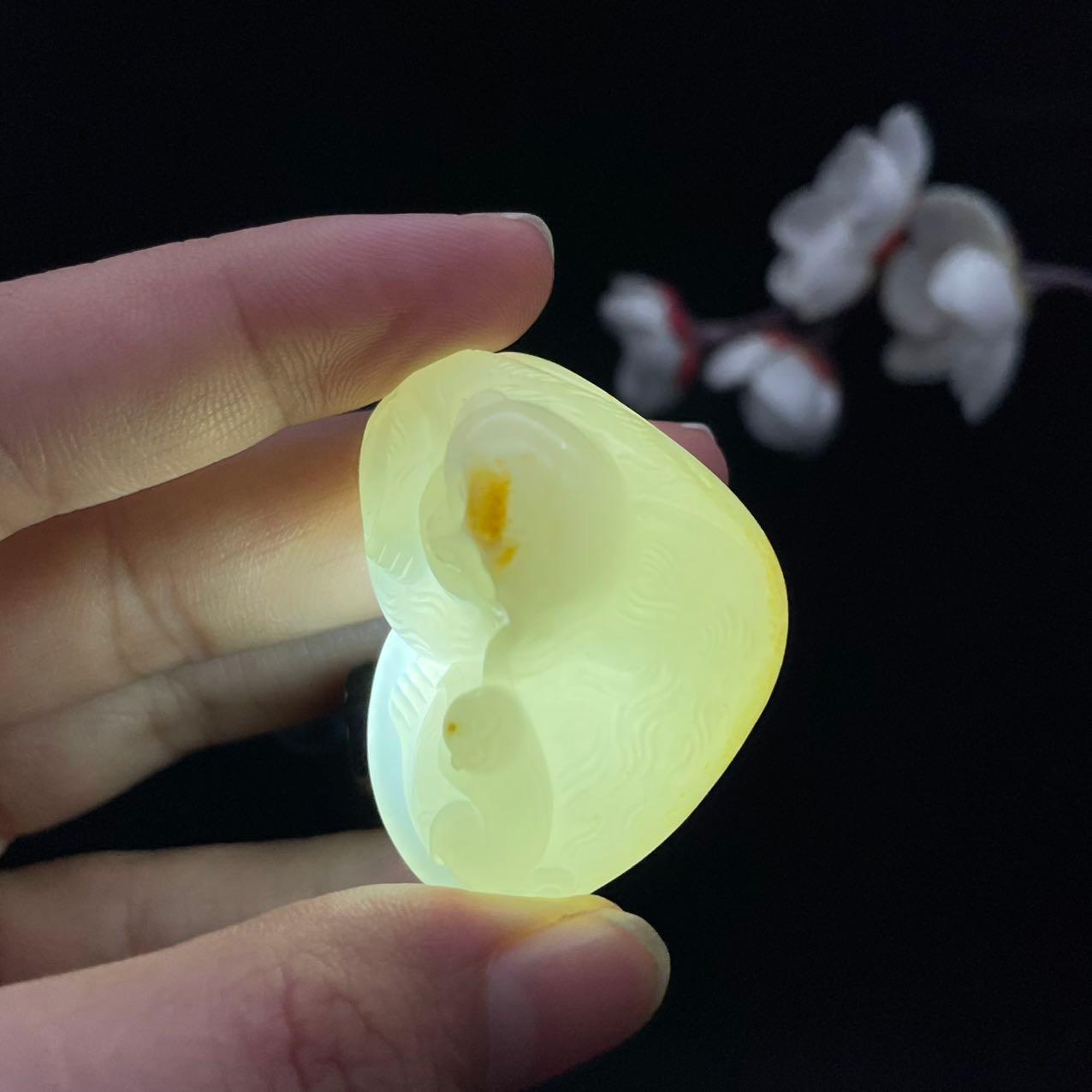 和田玉籽料【母子情深】挂件（42.2g）