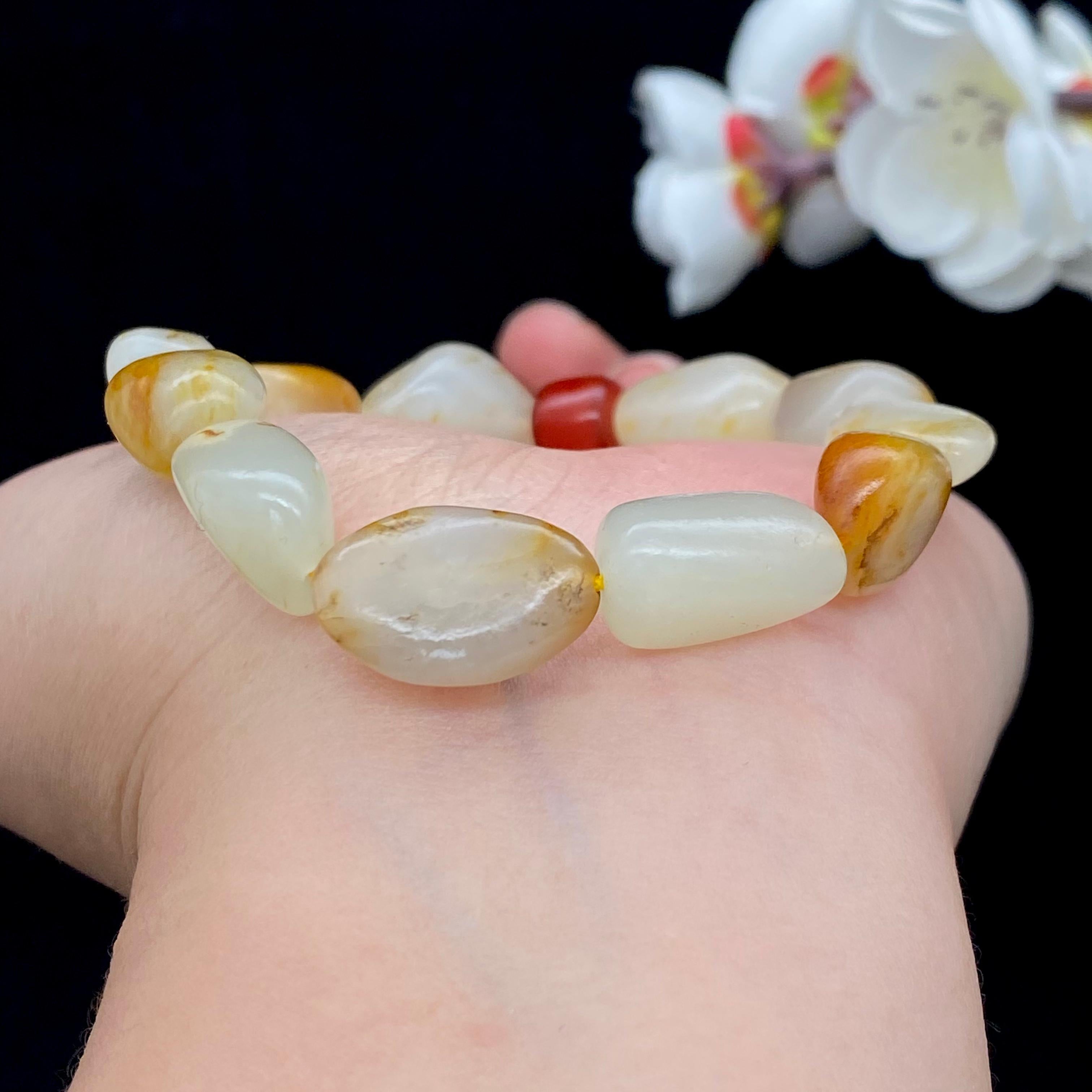 【超值推荐】和田玉洒金皮籽料【精品手串】（28.5g）