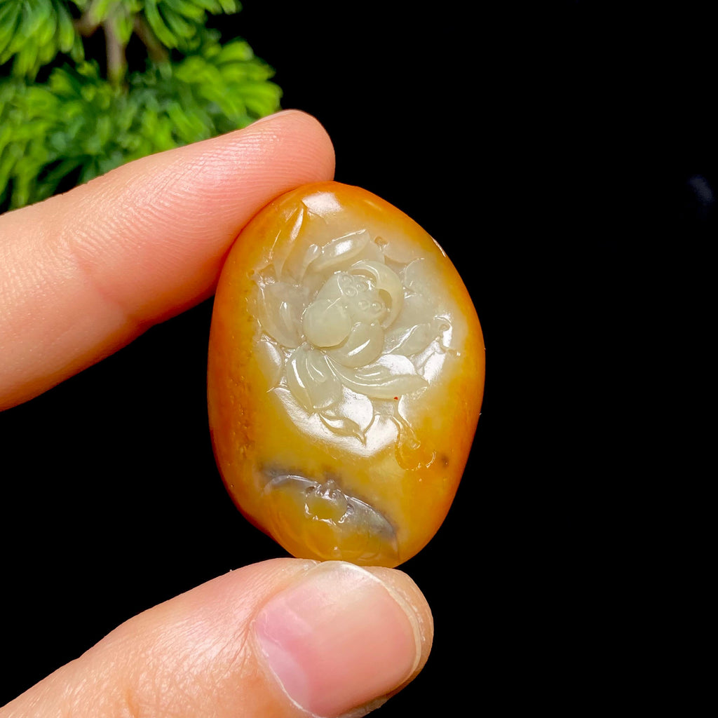 和田玉籽料莲花（20.4g）