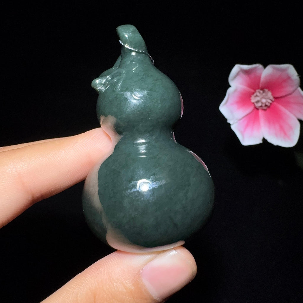 和田玉塔青手把件葫芦（100.0g）