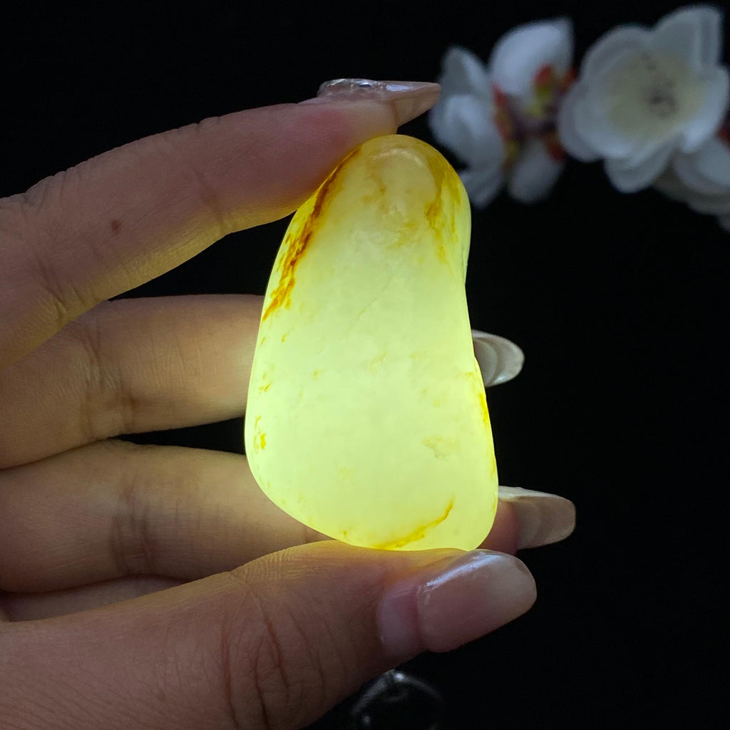 和田玉洒红皮籽料大挂件（51.3g）