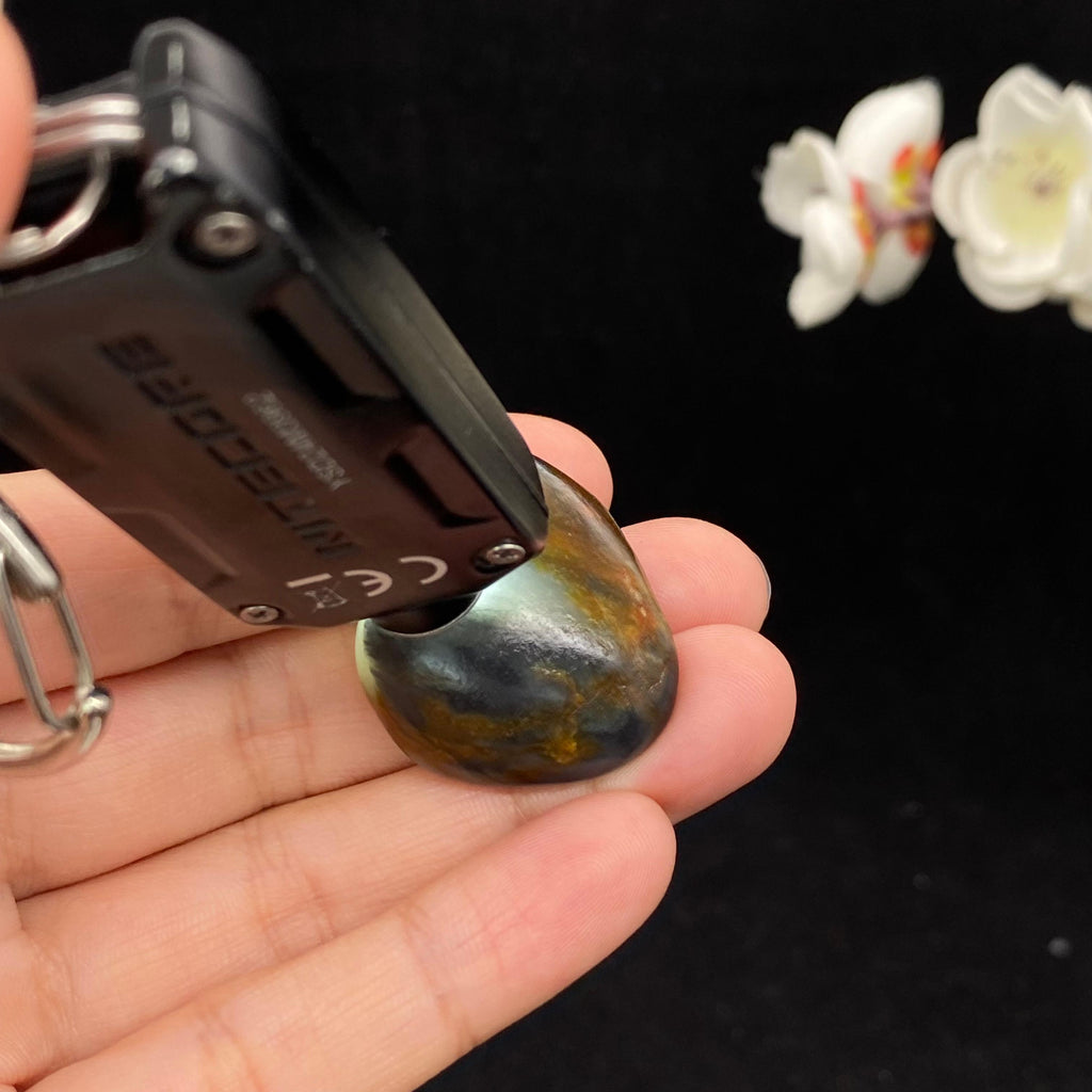 和田玉青花带黄皮籽料（14.8g）