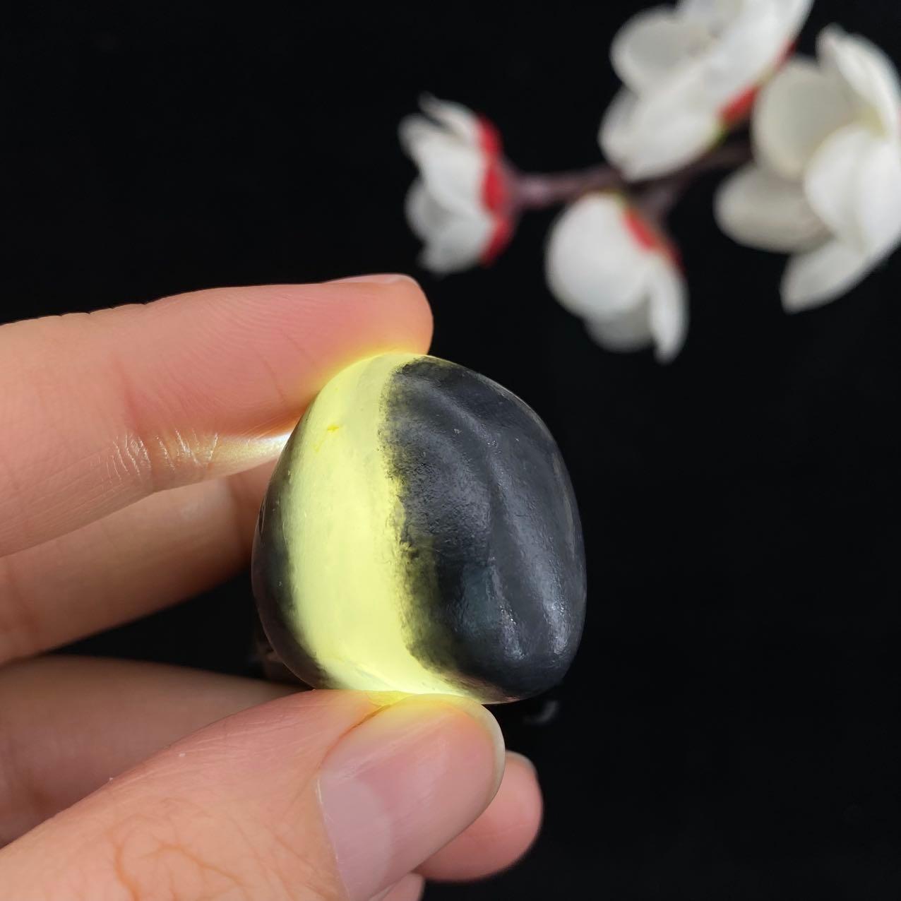 和田玉青花籽料原石（14.3g）
