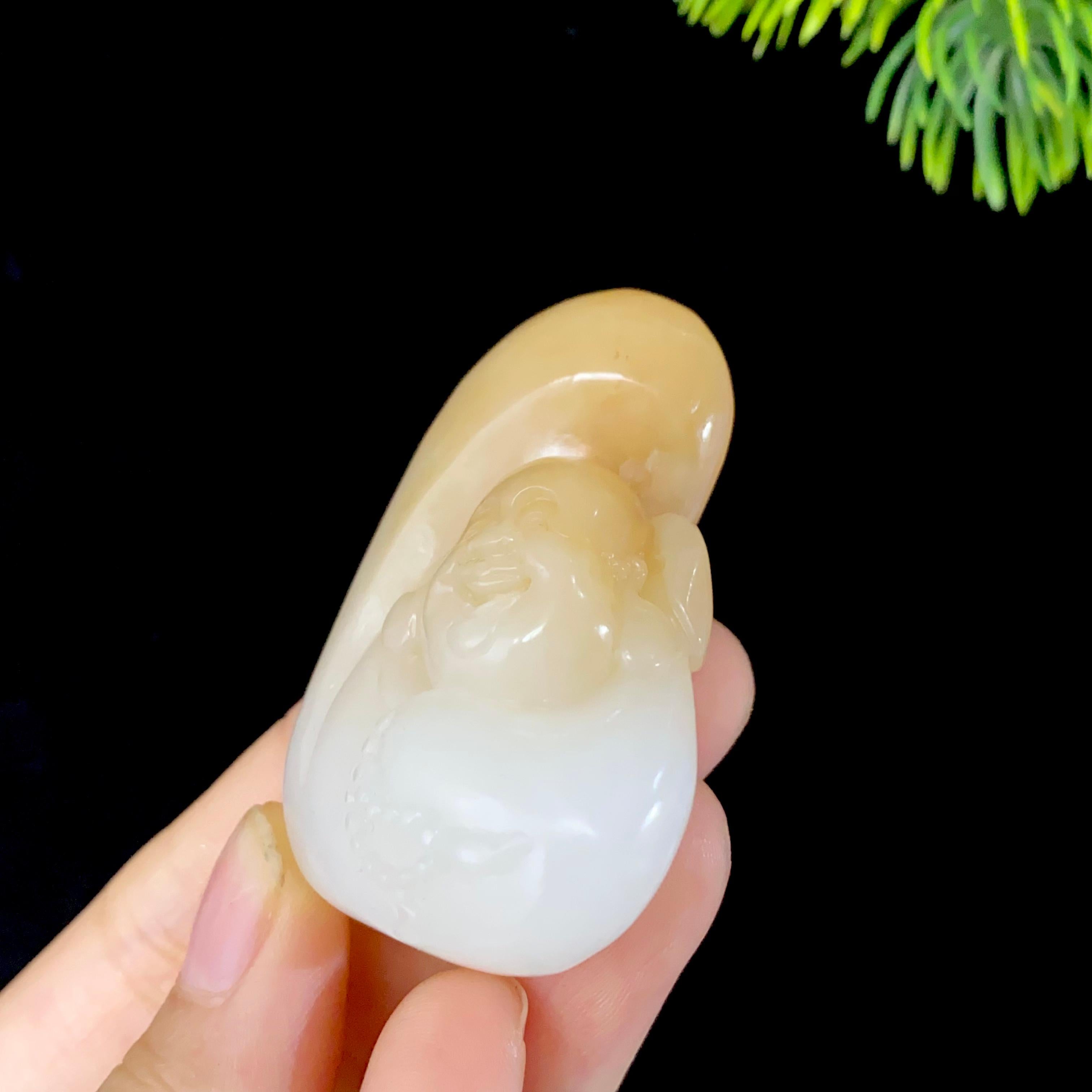 【超值推荐】和田玉糖白佛公（41.2g）