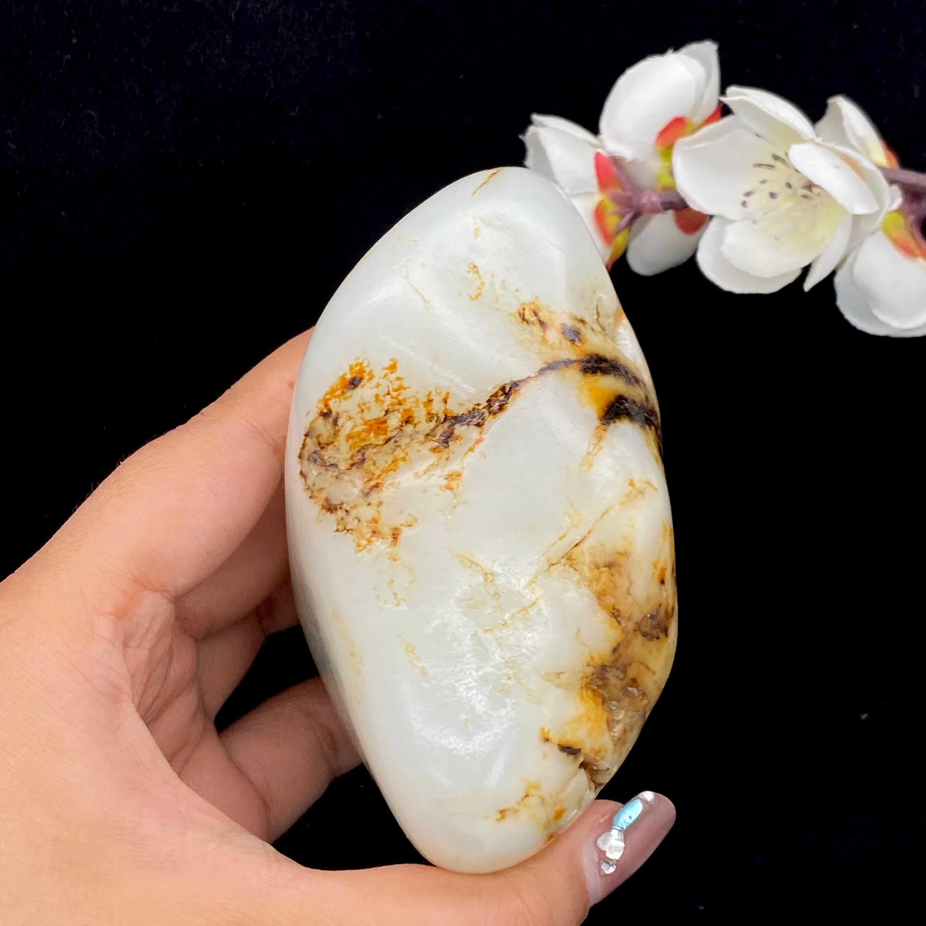 和田玉洒金皮籽料原石（623.8g）