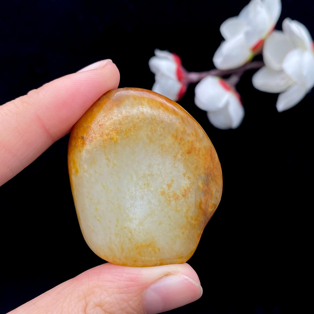 和田玉聚黄皮籽料挂件（35g）