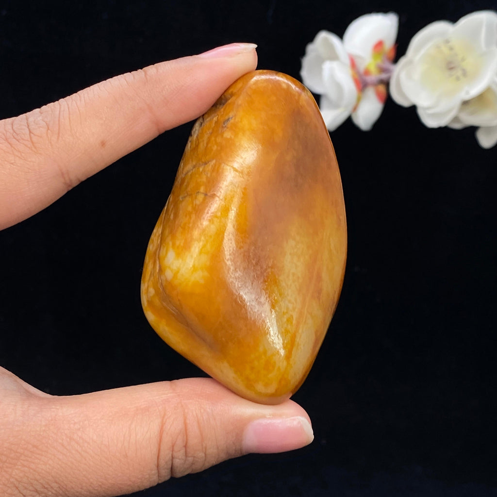 和田玉黄沁皮籽料（96.8g）