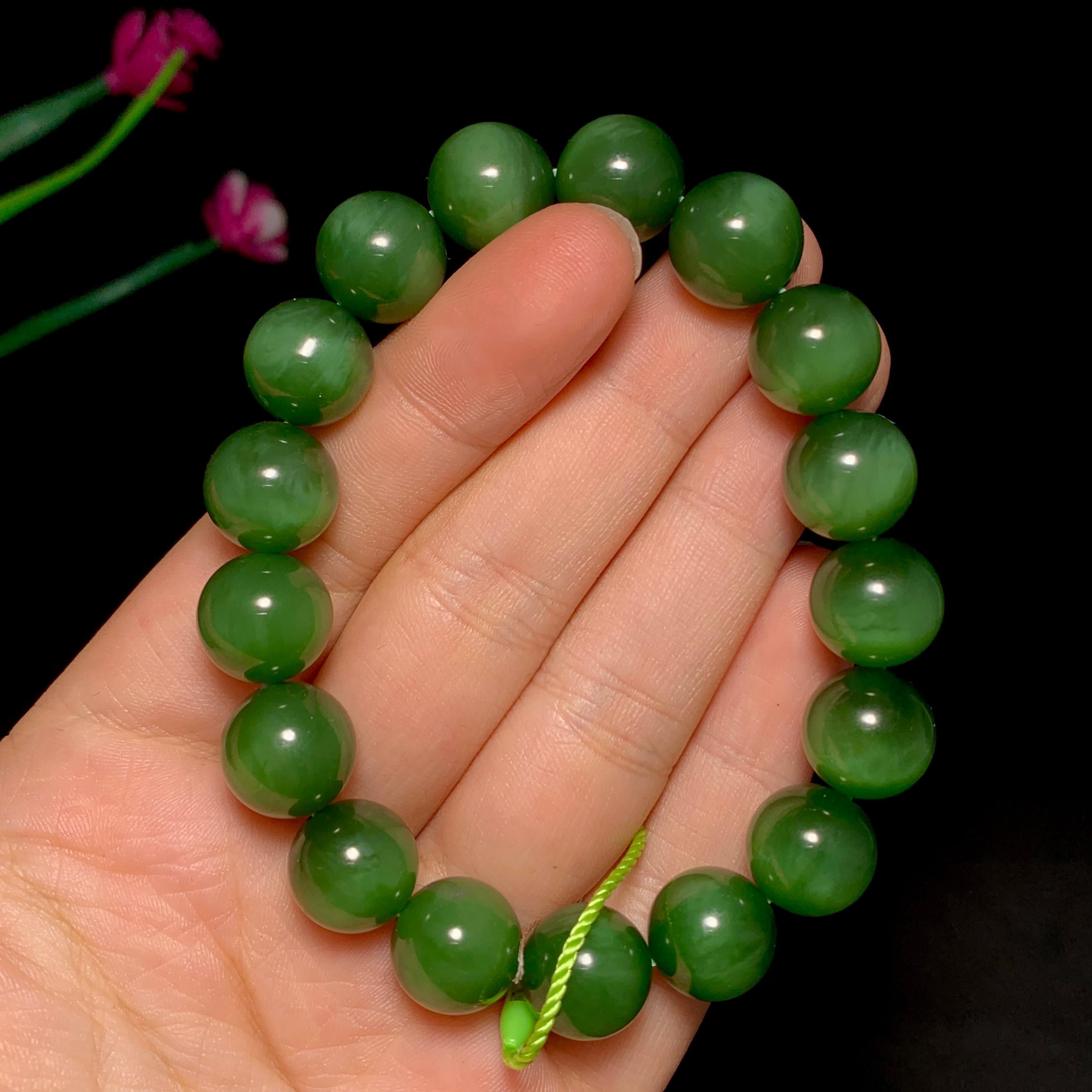 高品质碧玉菠菜绿猫眼圆珠手串（47.9g）