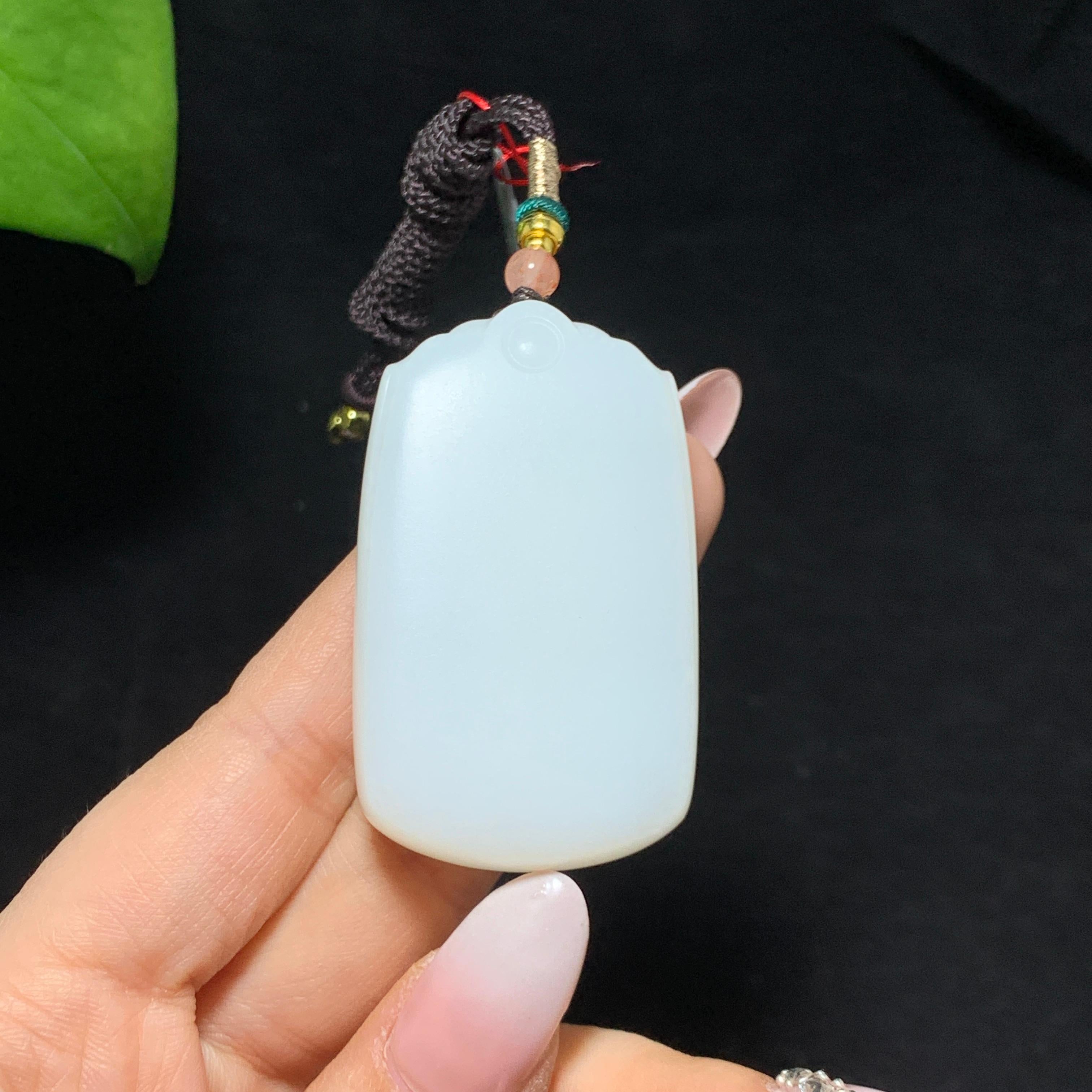 高品质和田山料羊脂白玉无事牌挂件（52.2g）