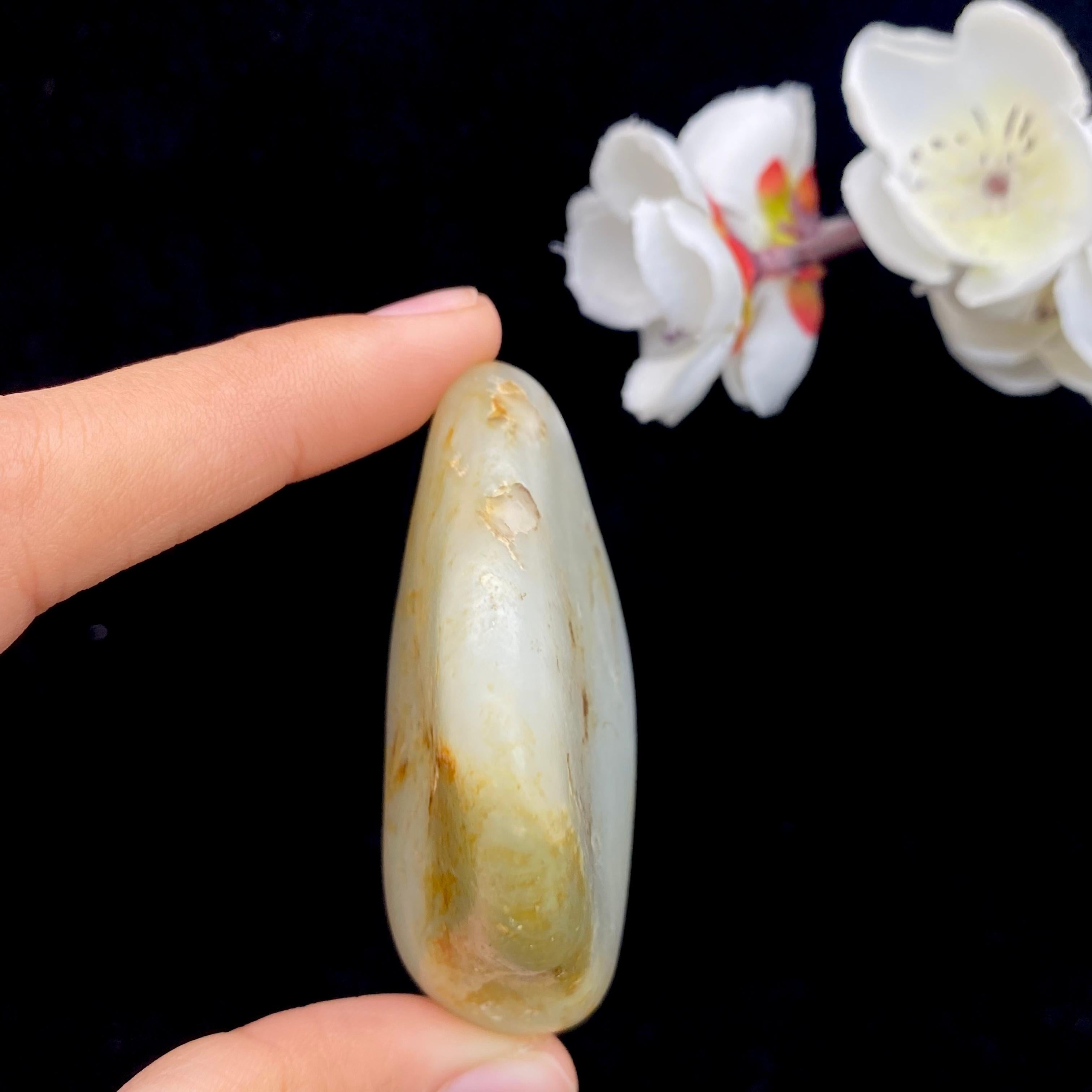 和田玉洒金皮籽料原石（80.3g）