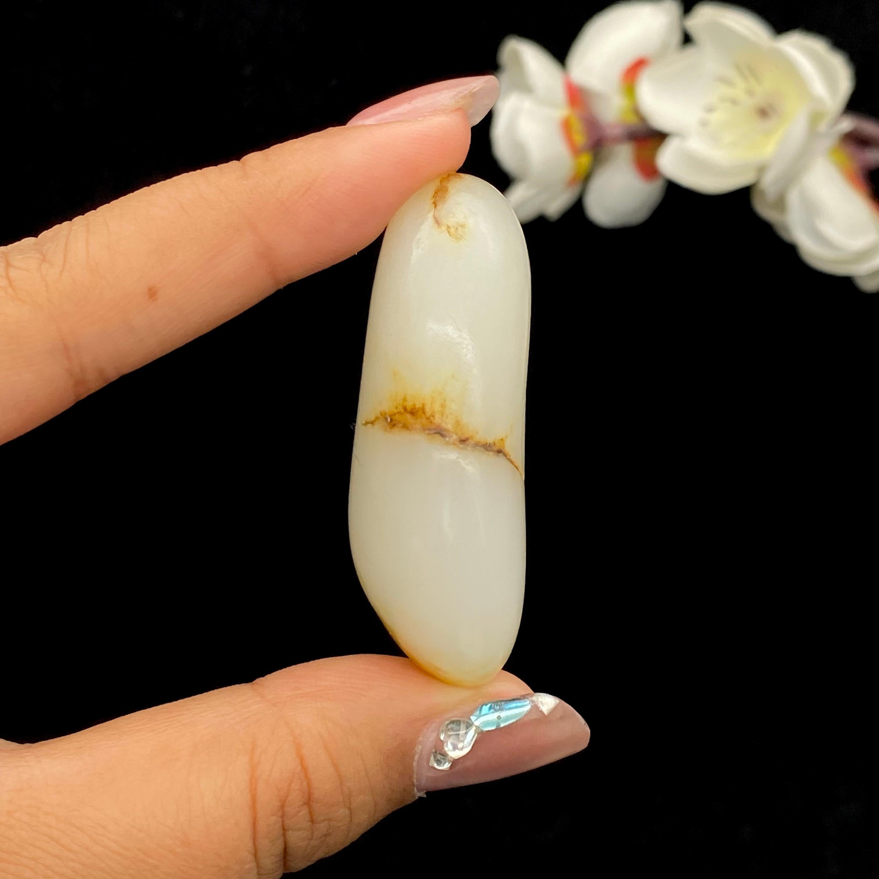 和田玉黄皮籽料挂件（38.6g）