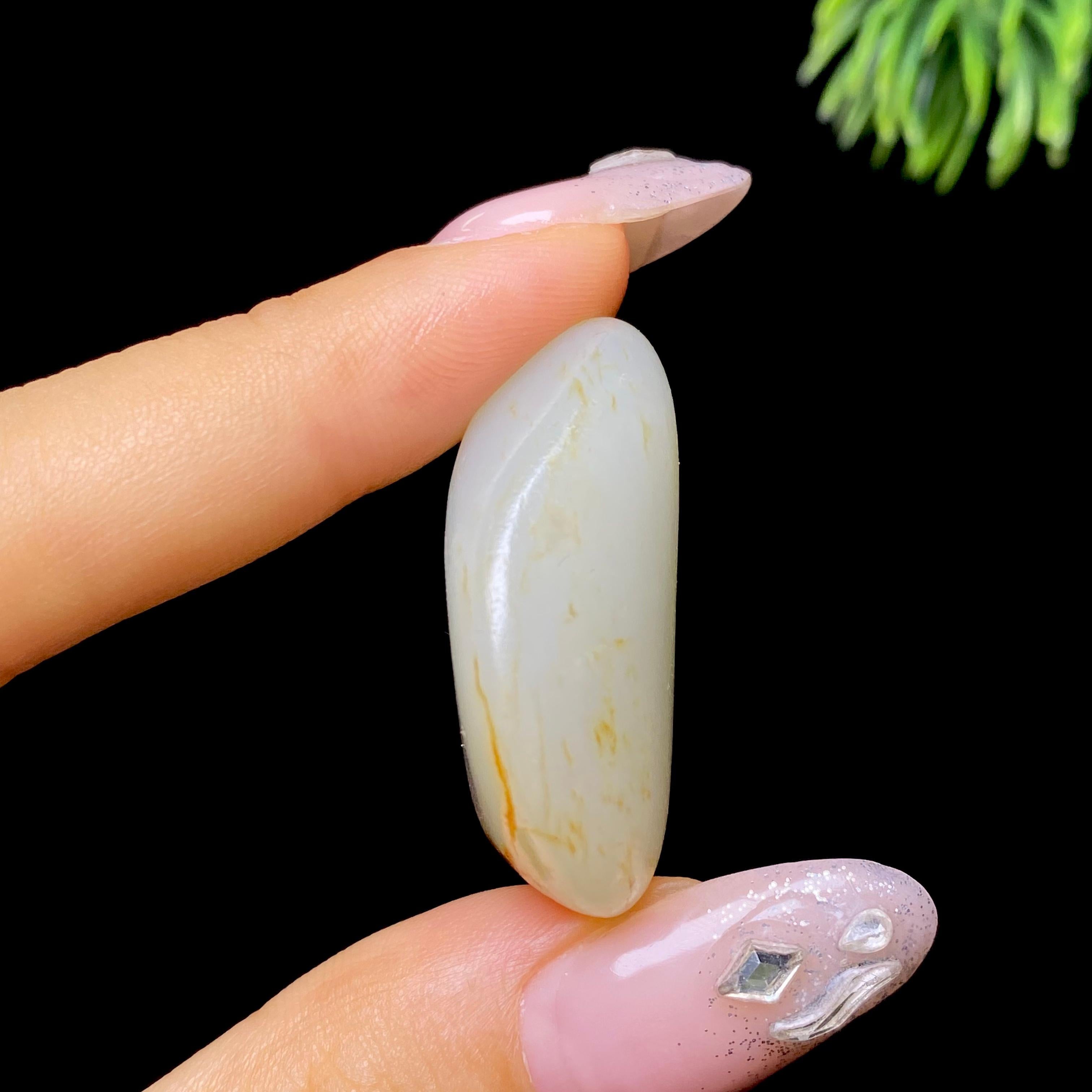 和田玉洒金皮籽料挂件（16.1g）