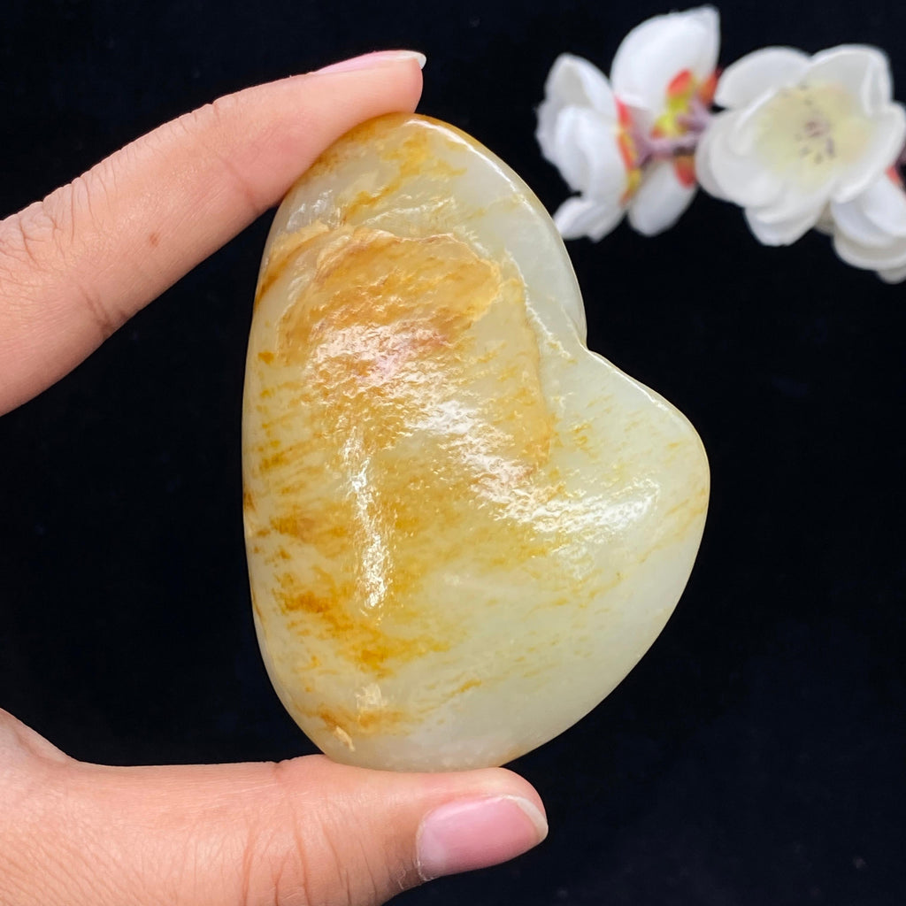 和田玉黄皮籽料手把件（135.3g）