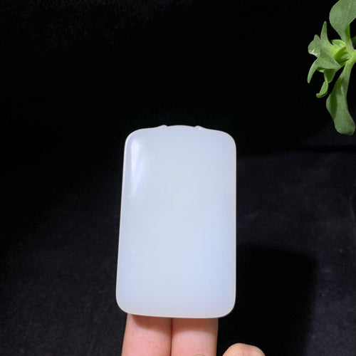 收藏级和田山料羊脂白玉无事牌（79.0g）