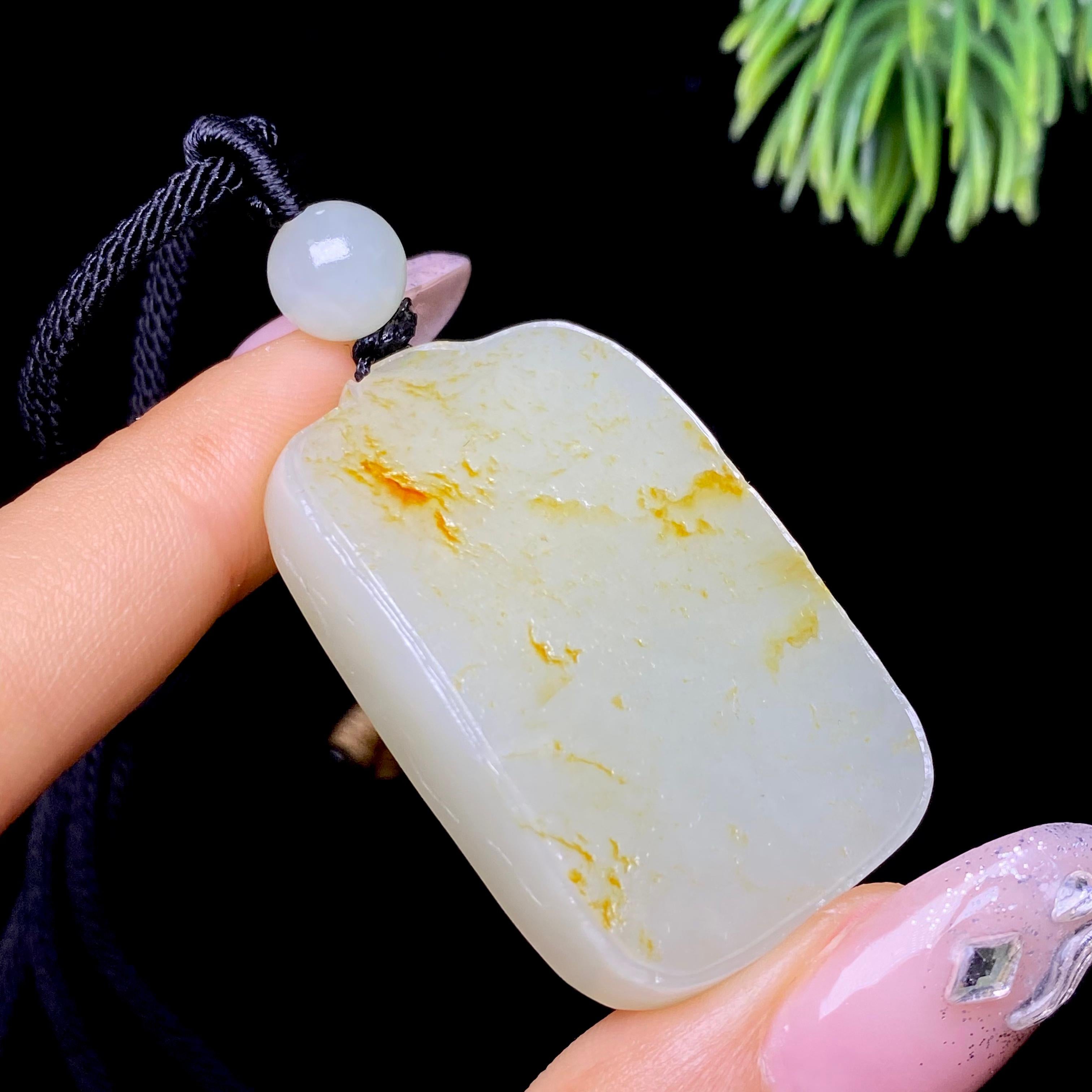 和田玉籽料无事牌（24.4g）