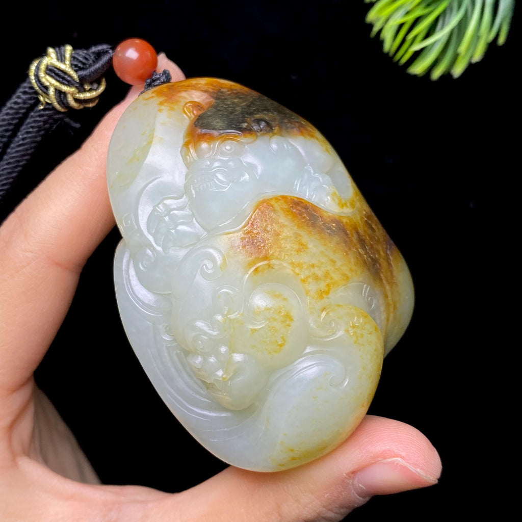 和田玉籽料子母瑞兽把件（157.2g）