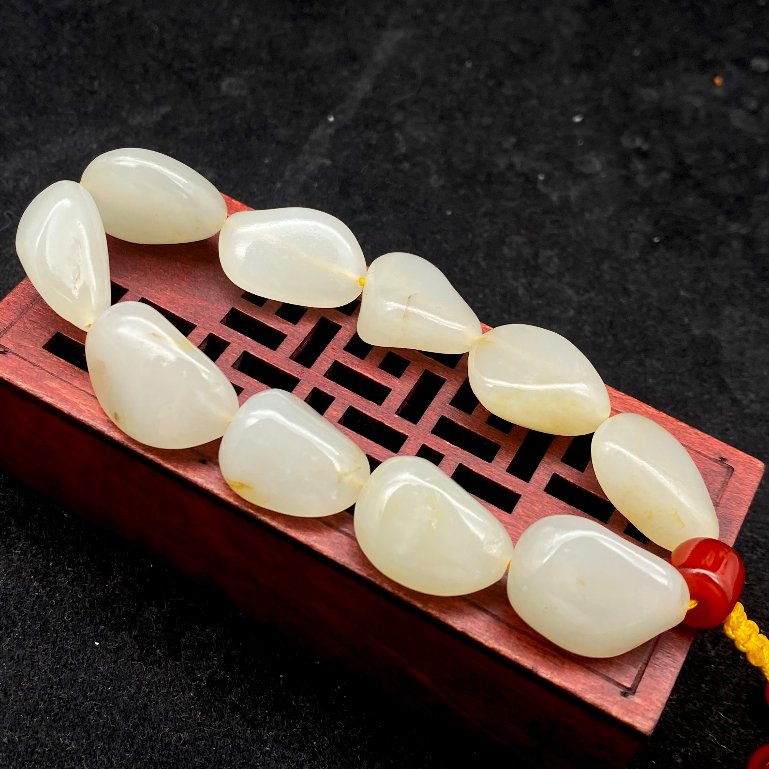 和田玉洒金皮【精品手串】（44.9g）