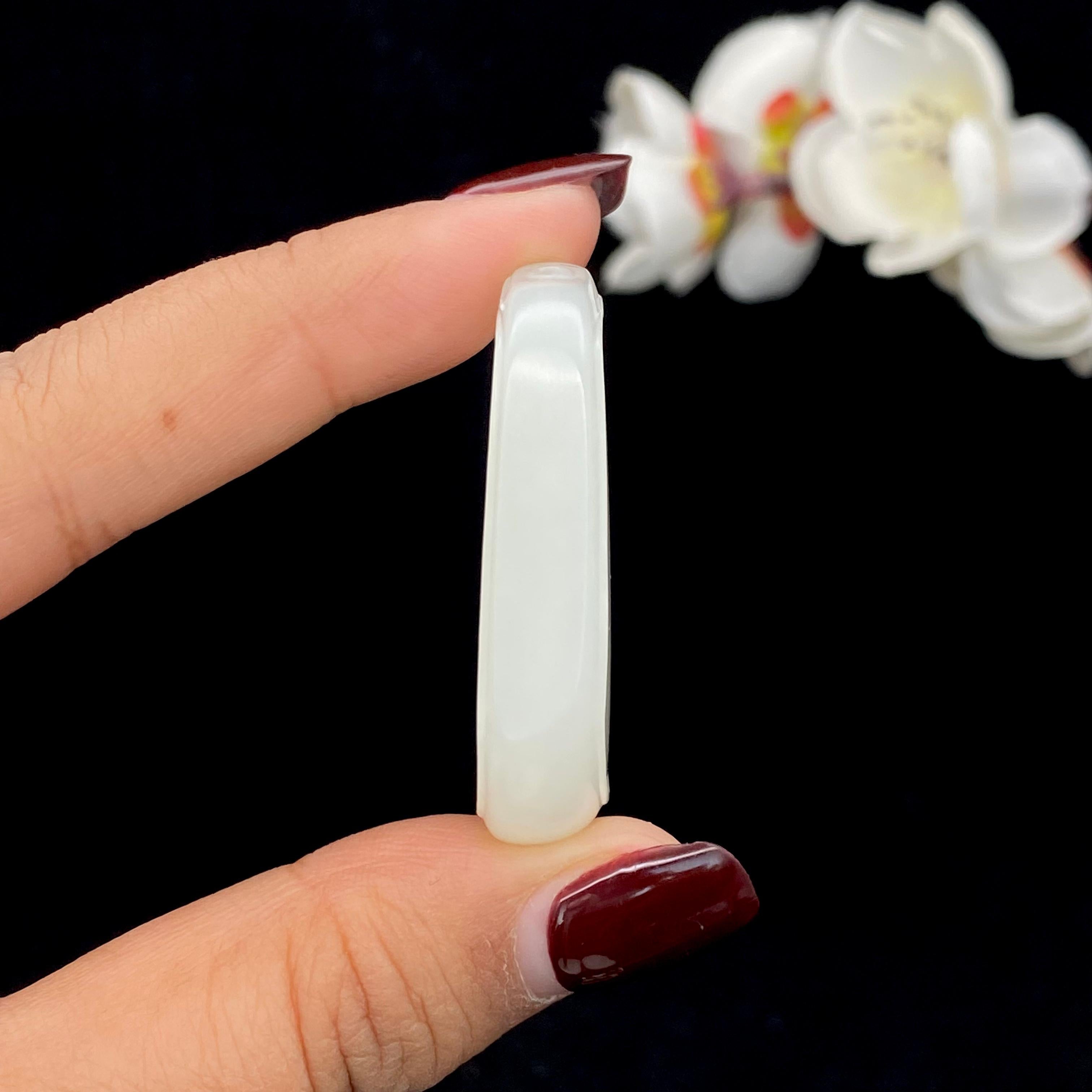 和田玉籽料【平安无事牌】（24.9g）