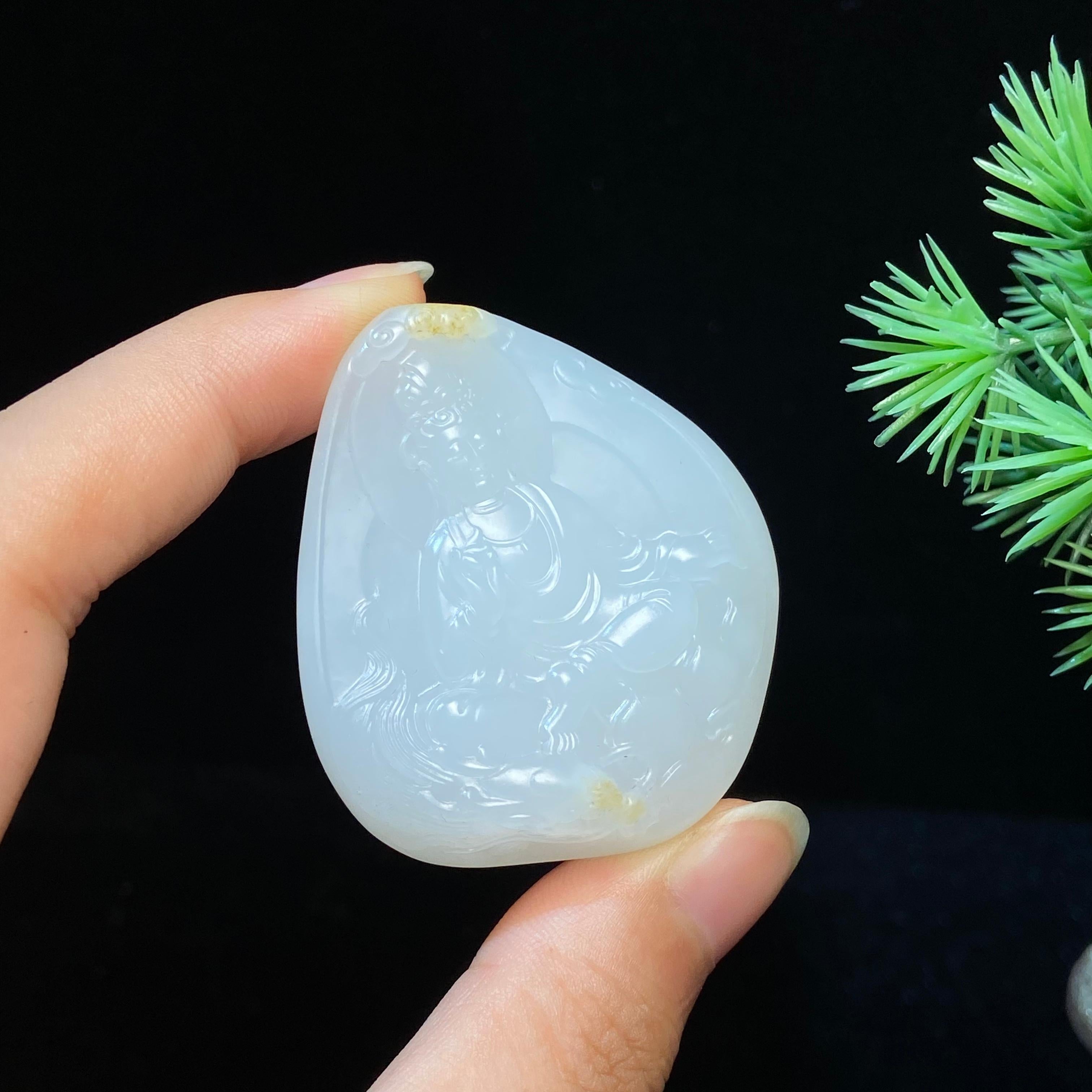 和田玉籽料观音（34.3g）