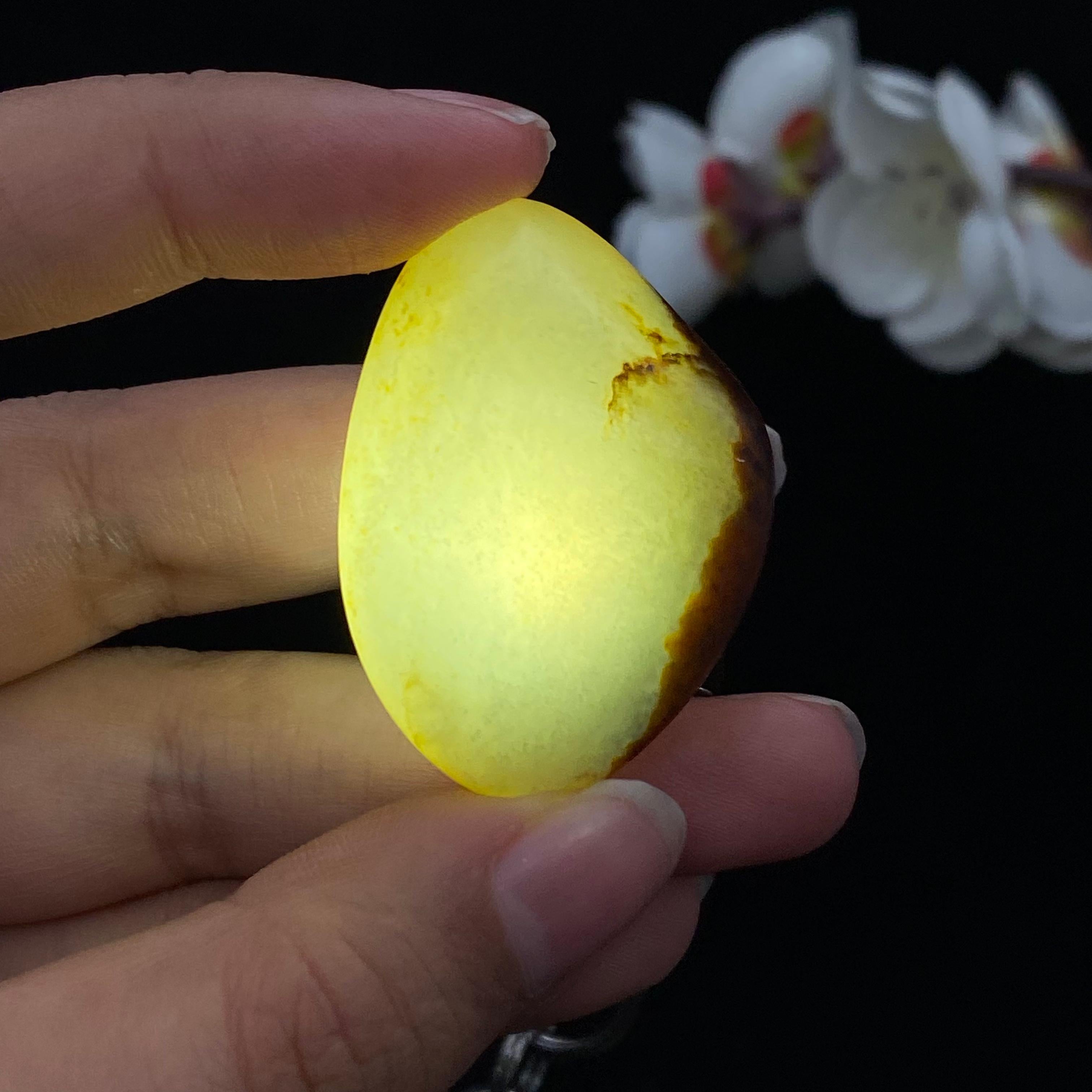 和田玉聚红皮青花底籽料挂件（20.5g）