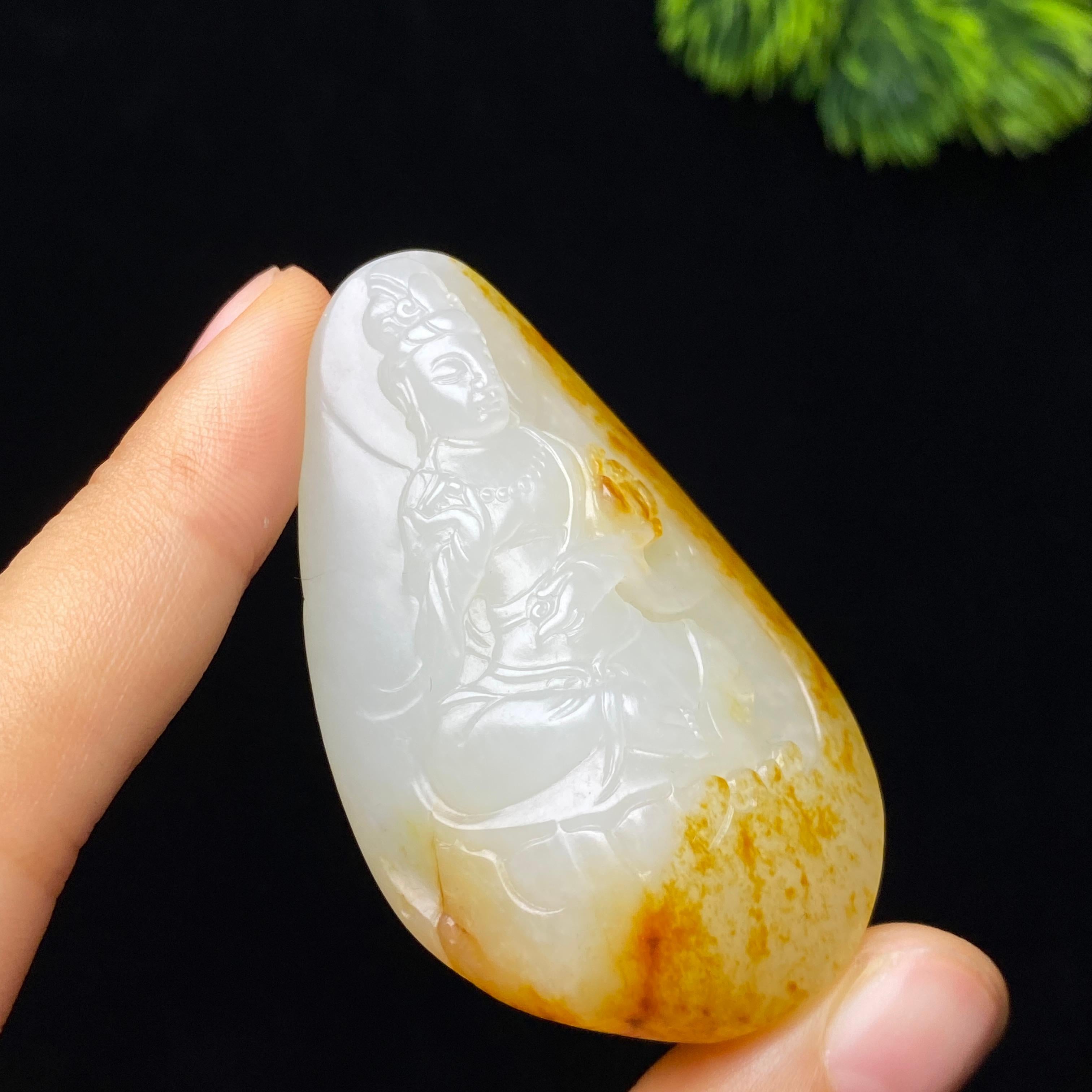 和田玉籽料观音（57.5g）