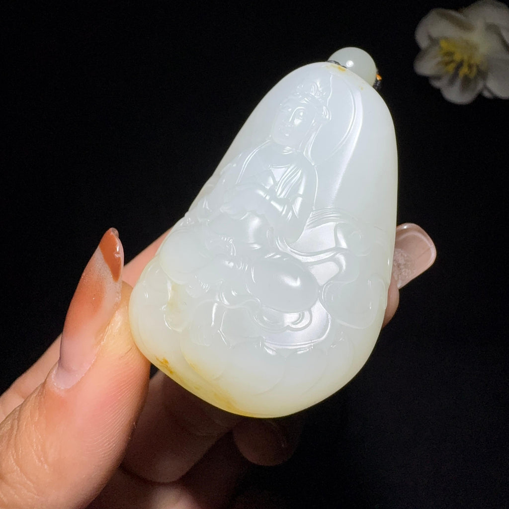 和田玉籽料观音挂件（50.2g）