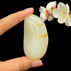 和田玉洒红皮籽料大挂件（58.5g）