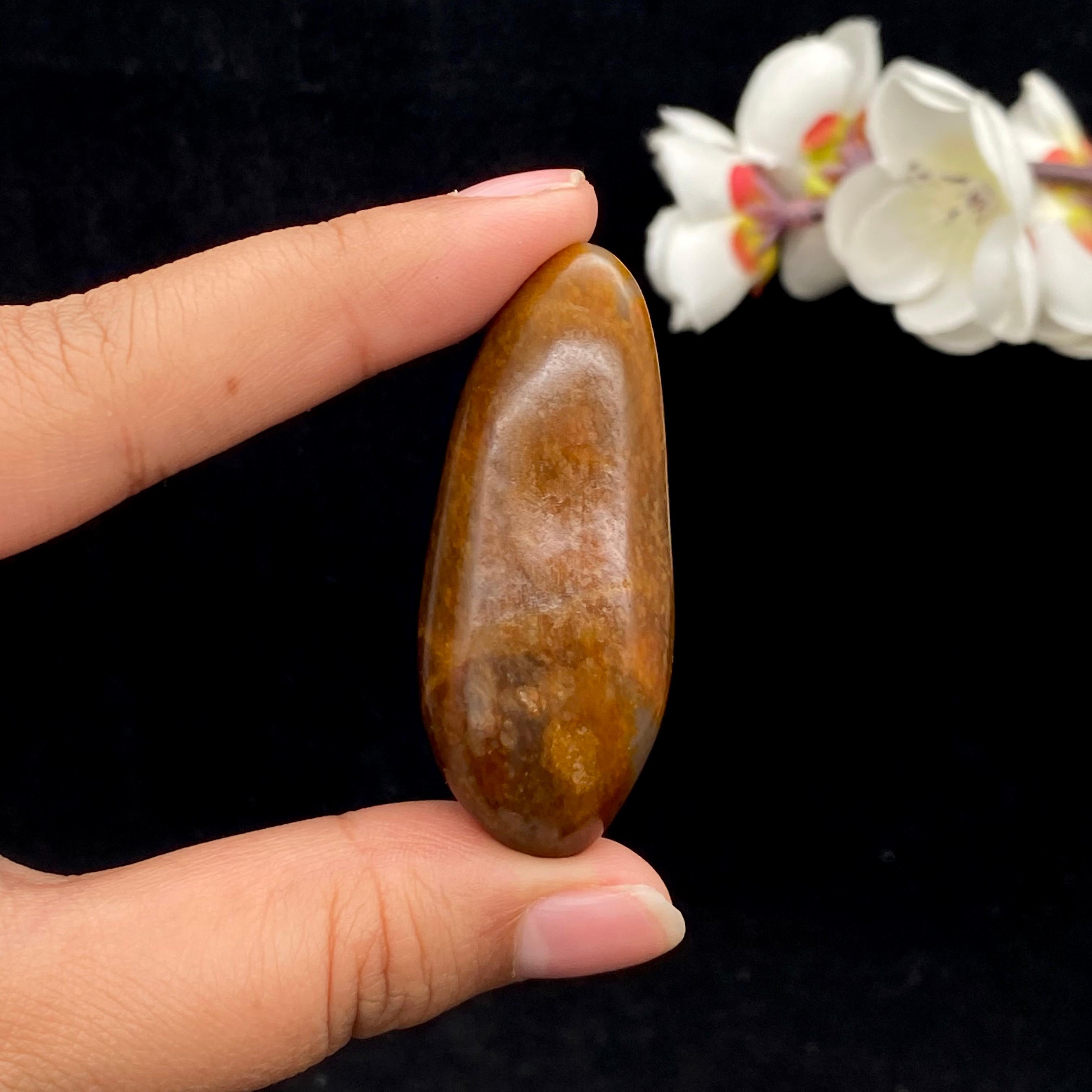 和田玉黄沁皮籽料（26g）