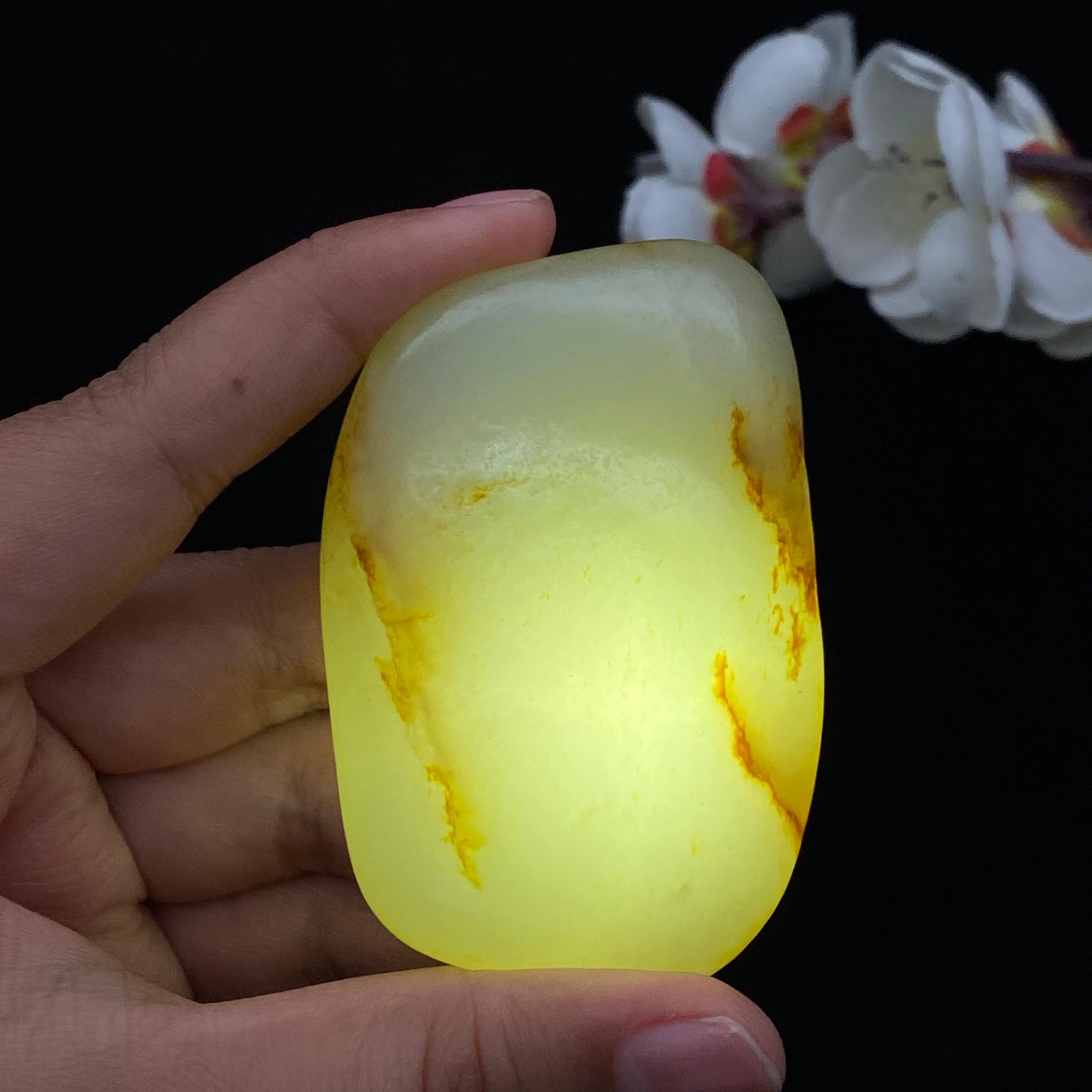 和田玉洒金皮籽料手把件（113.3g）