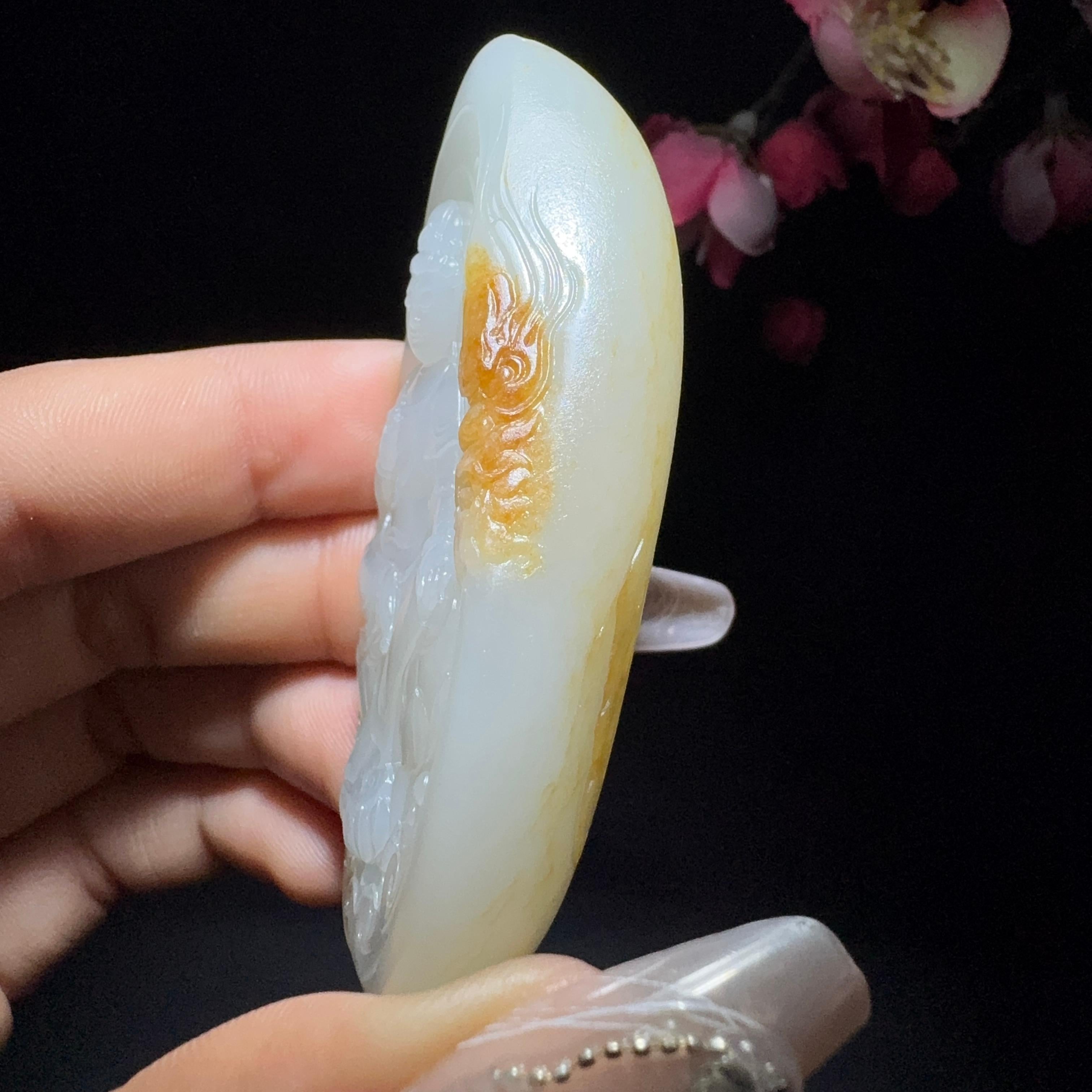 和田玉籽料挂件御龙观音（64.6g）